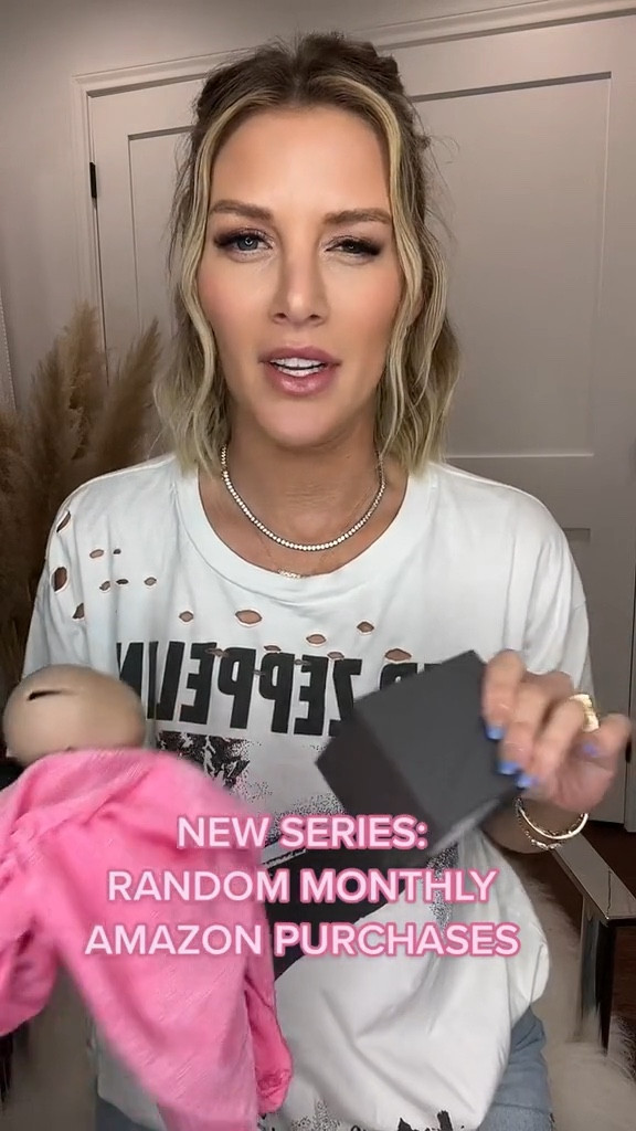 September Amazon finds PART 1 - beauty blender travel case, foundation brush holder, the best face self-tanner 🙌🏼

#LTKunder50 #LTKbeauty