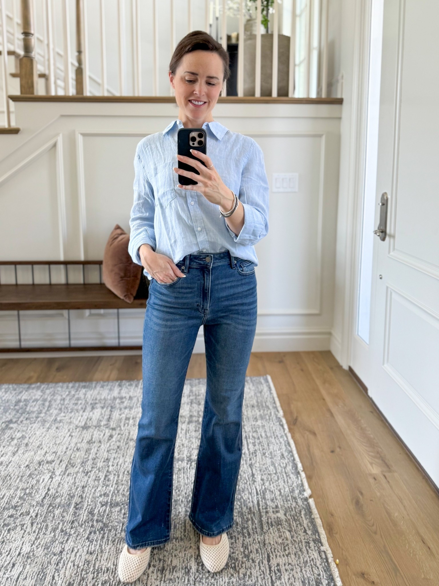 Flattering jeans with a subtle flare, high rise, high back pockets, and just the right amount of stretch for comfort and excellent fit.

#jeans #bohme #ootd

Denim, jeans, flare jeans, classic jeans, flattering jeans

#LTKStyleTip #LTKFindsUnder100