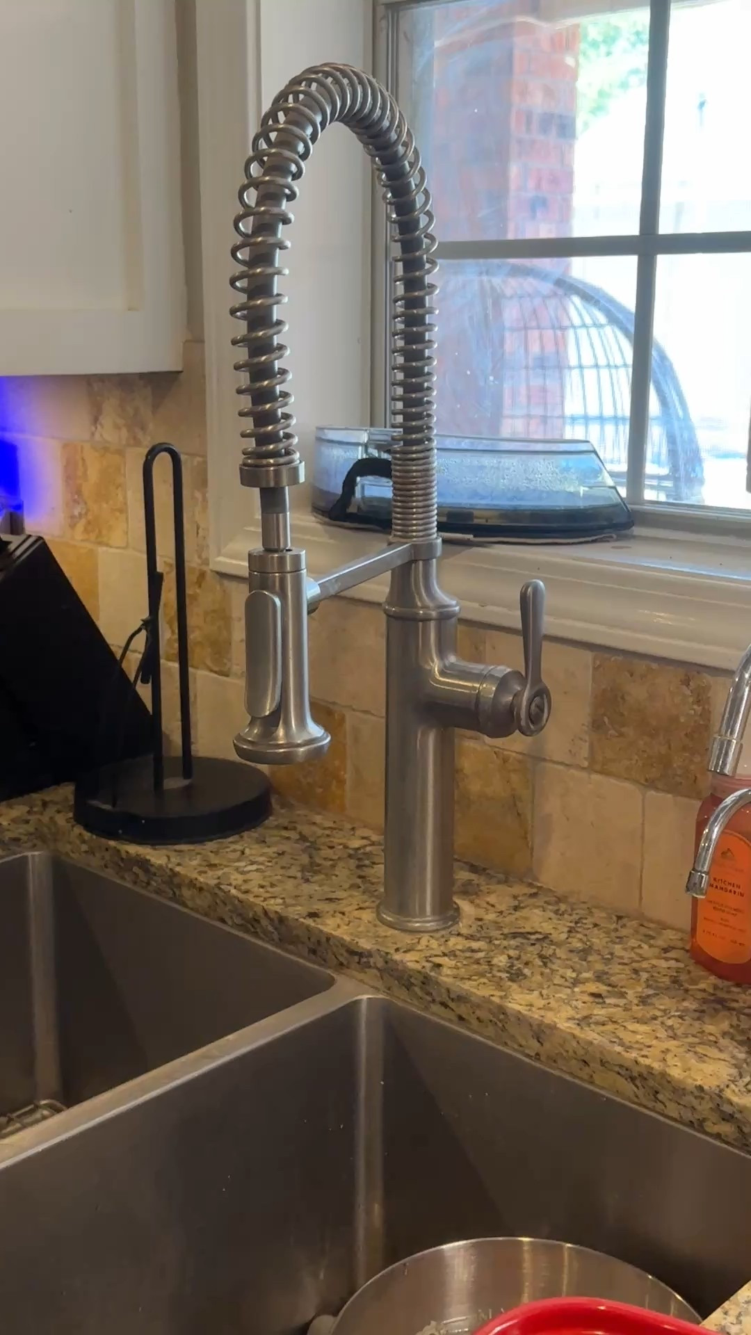Bye-bye, bugs! 👋 We’re loving our Zevo Shield – no sprays, no zapping sounds, just clean, continuous protection 24/7. 🪰💡
Find it linked in my LTK + on Amazon now! #ad #ZevoPartner #momlife #summermusthave


#LTKHome #LTKFamily #LTKSummerEdit