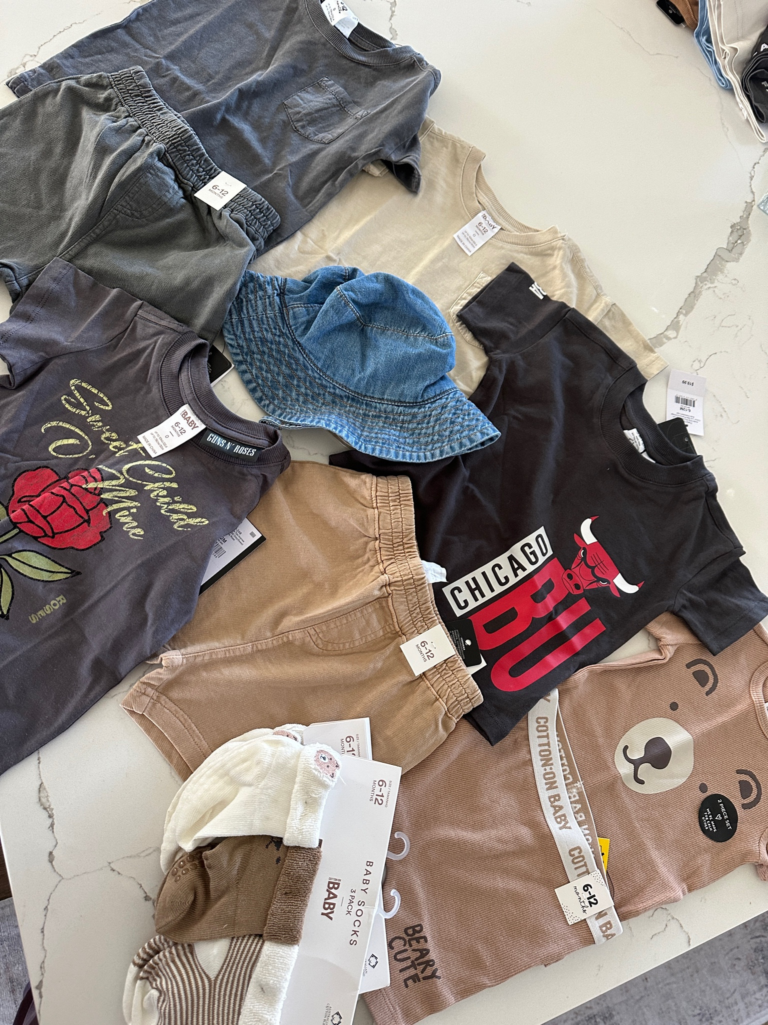 Clothing haul for Walker
Baby finds
Love this brand for my boys!
Cotton on kids 
I got him 6-12 months 


#LTKFamily #LTKBaby #LTKKids