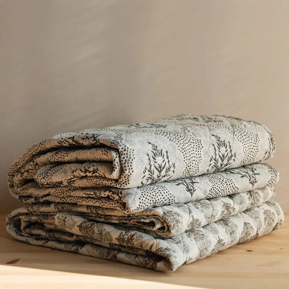Block-Printed 2-sided Cotton Linen Coverlet | Roan Iris