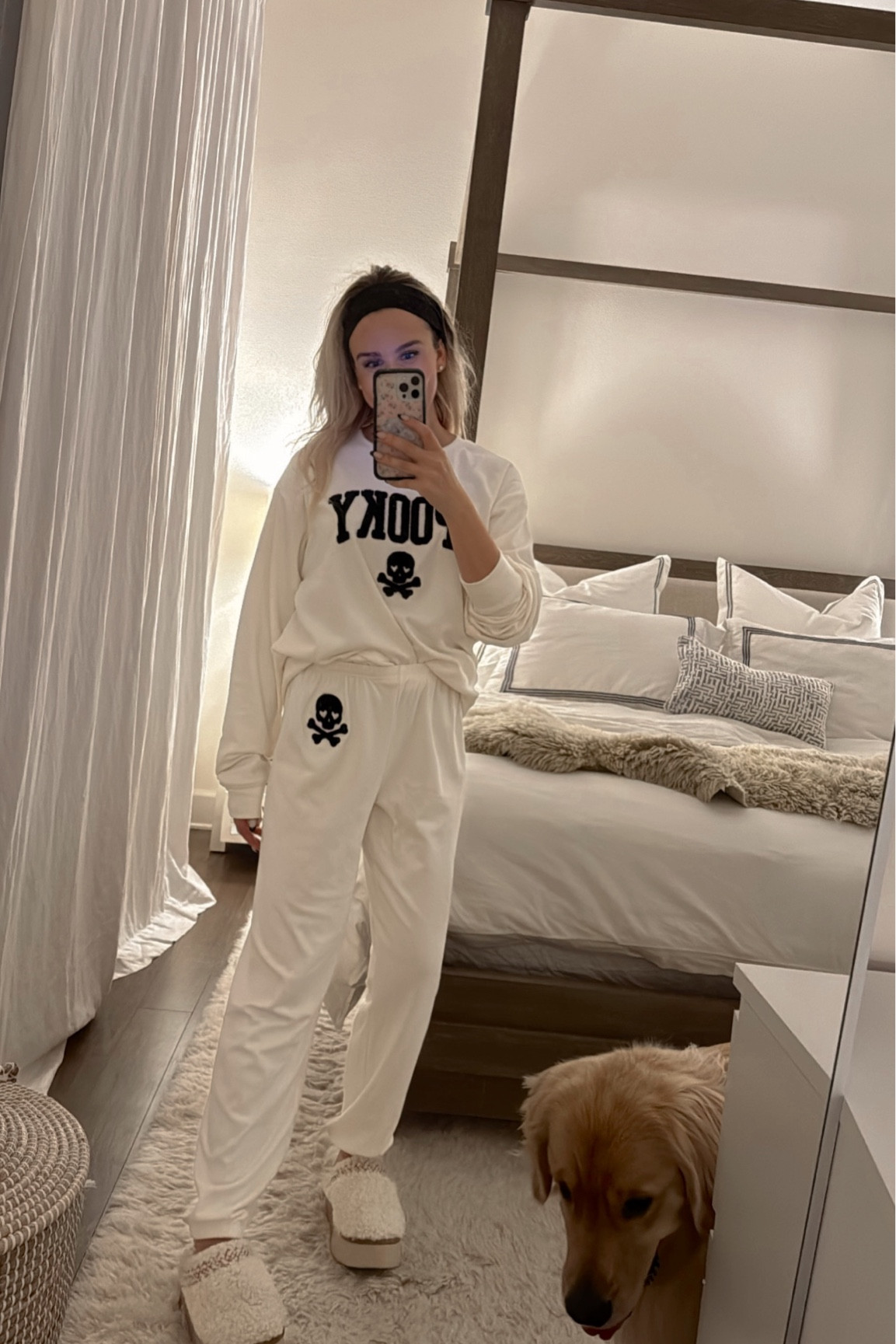 Spooky season 💀🖤 size down (the XS on me felt large/roomy and long) 

#LTKHalloween #LTKSeasonal