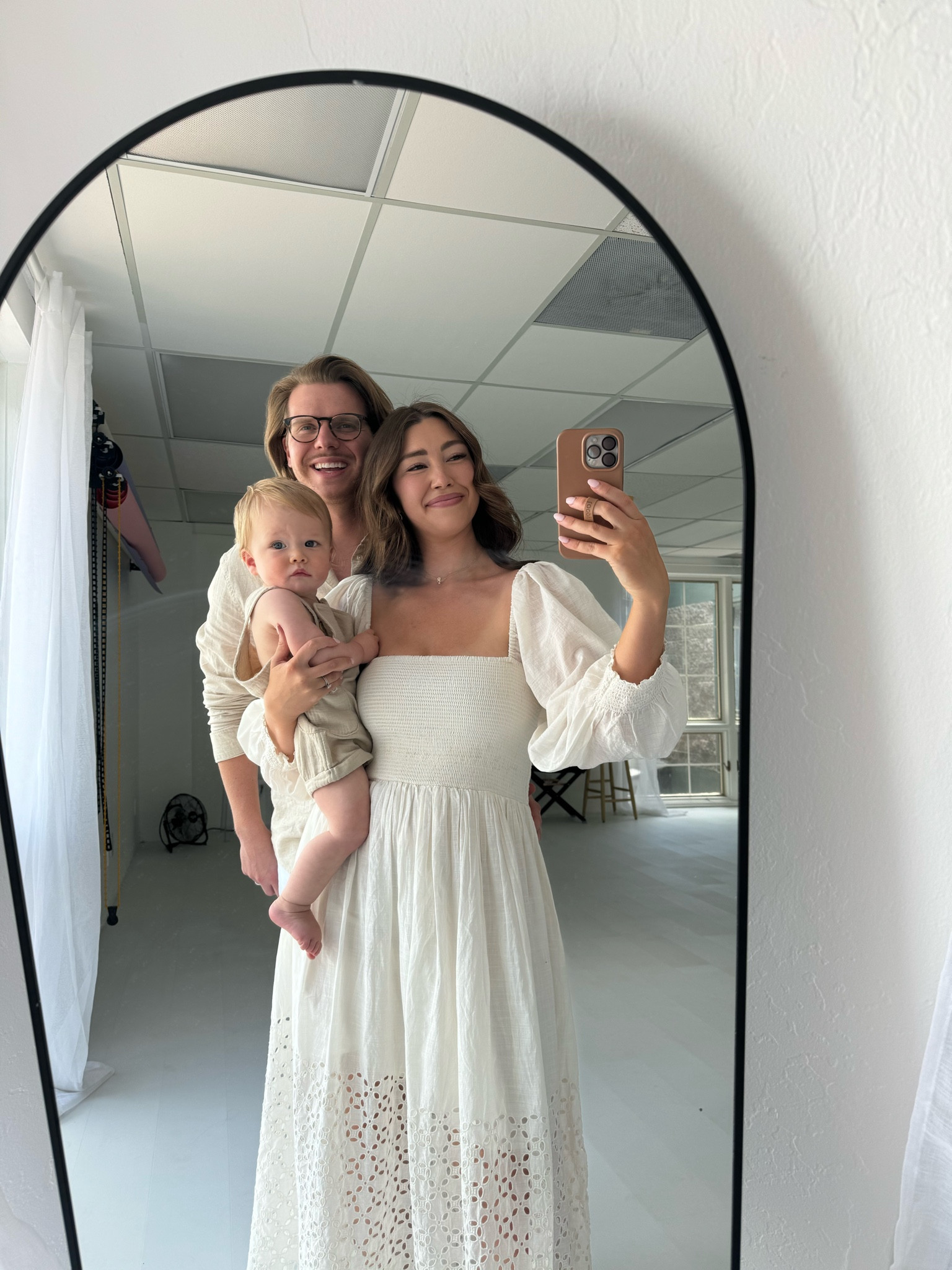 Family photo outfits // and be year photos 

#LTKfindsunder100 #LTKfamily #LTKfindsunder50