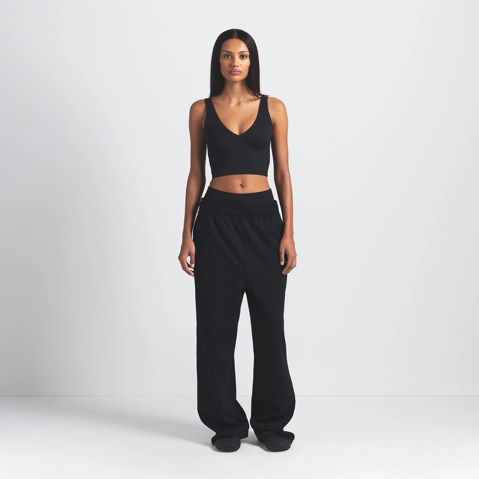 SKIMS V-Neck Bra Top | Black | Small | NikeSKIMS Matte | SKIMS (US)