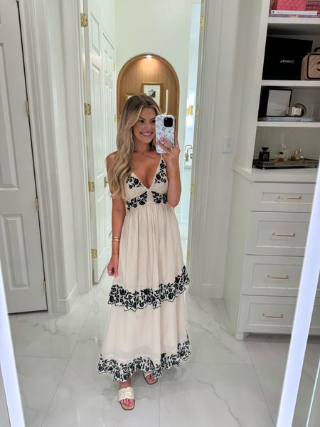 I am so excited to get to partner with Abercrombie for their Dress Fest sale today! Save 20% on dresses plus an extra 15% with my code:

Summer dresses, wedding guest dresses, summer style, Abercrombie sale, Abercrombie dresses, summer trends 

#LTKStyleTip #LTKFindsUnder50 #LTKFindsUnder100