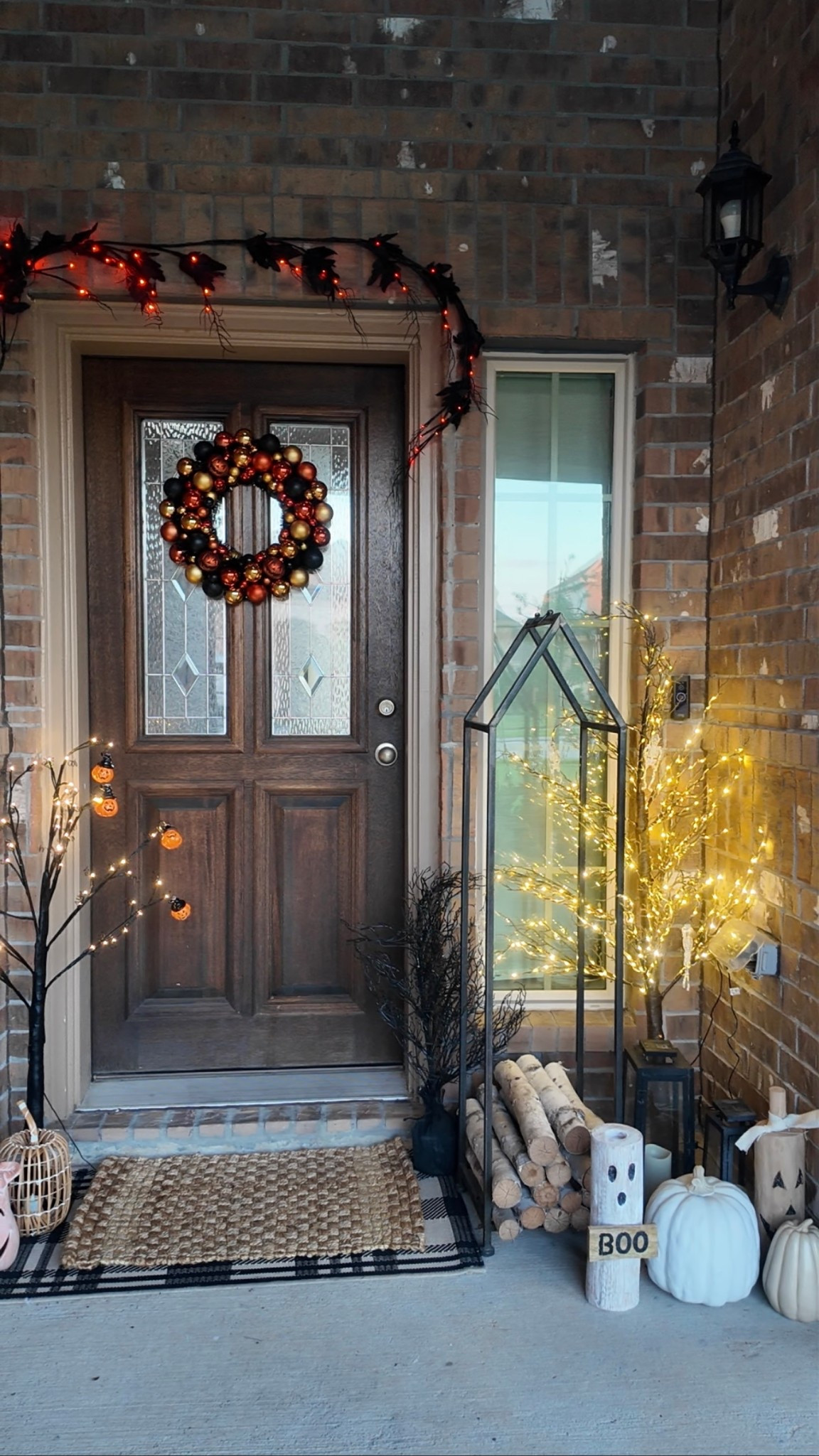 Come decorate my front porch with me as we transition from fall 🍂 to spooky szn 🎃✨ Halloween porch inspo you need to see! Save for later & tag a Halloween-loving friend! PS: Christmas decor is up next 👀🎄 #halloweendecoration #halloween2025 #halloweenporch #halloweenhome #falldecor #porchdecor 

#LTKHome #LTKSeasonal #LTKHalloween