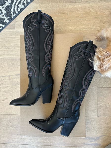 Also got my first pair of cowboy boots! Born and raised in Texas and this is my first pair! Even tho these aren’t “real” cowboy boots; they’ll do for Jackson hole! 

I linked a ton of boots that I ordered for this trip!

#LTKtravel #LTKstyletip #LTKshoecrush