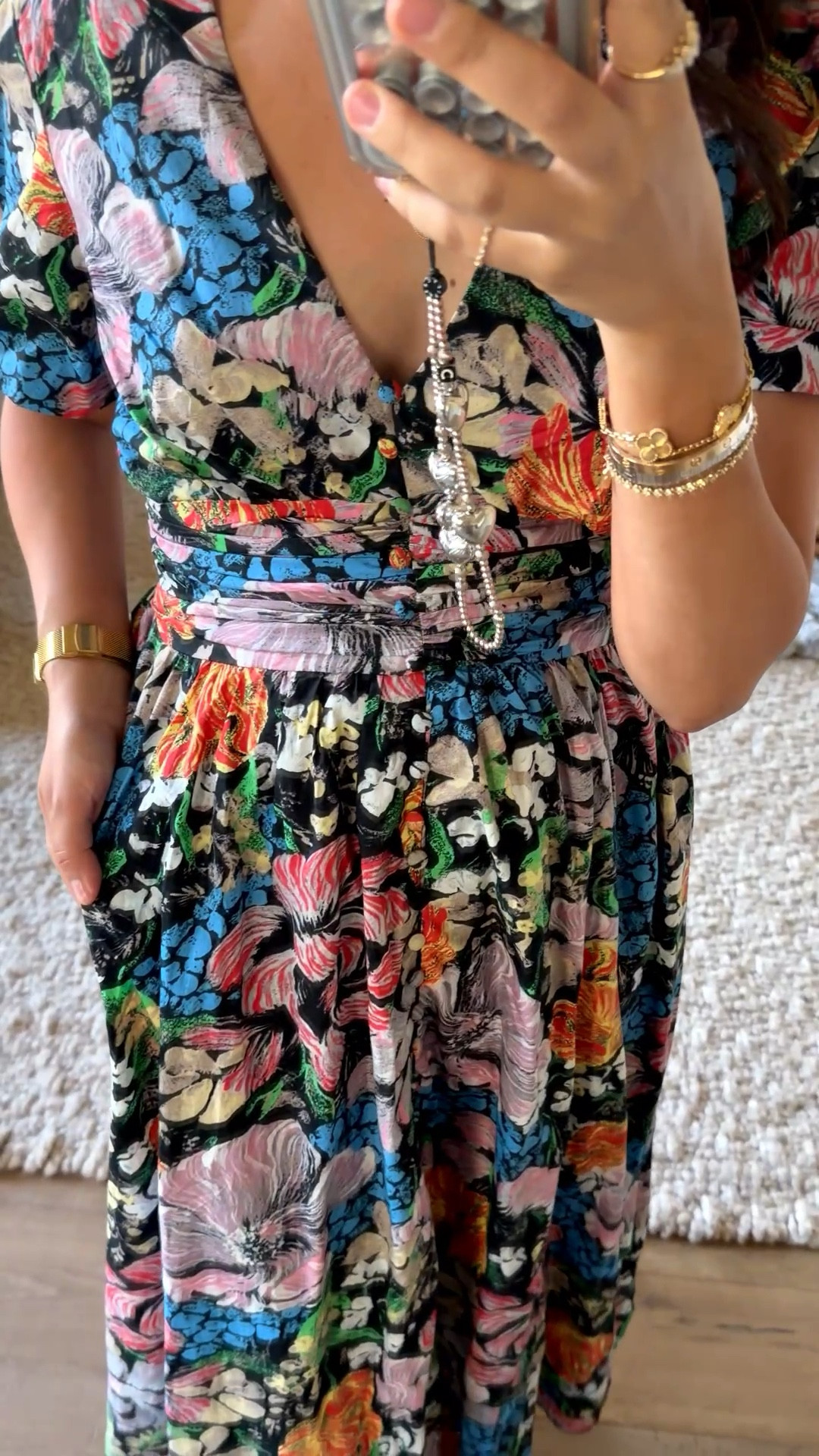 Dress: medium 

Dressupbuttercup.com #dressupbuttercup #dederaad


#LTKmomlife #LTKootd #LTKSeasonal