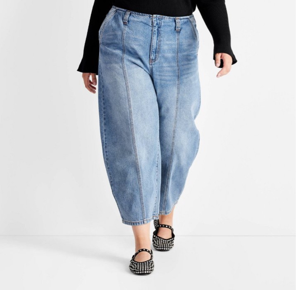 Top Rated Mid Rise Barrel Jeans Future Collective

#LTKPlusSize #LTKMidsize #LTKFallSale