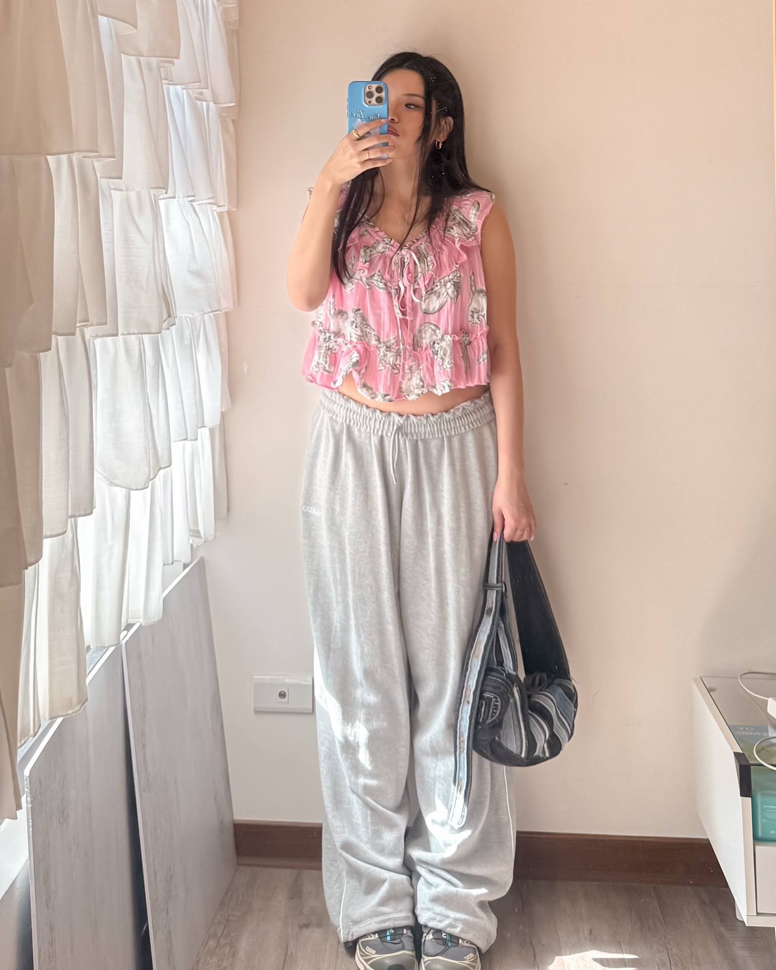 The ultimate movement pants✨

If you love to dance or just want that effortless streetwear vibe, you need these in your closet. They have the perfect heavy drape that looks so cool without adding any bulk. Super wide-leg, incredibly soft, and basically feel like pajamas but look like a fit. 🤍

Height 5’3/ waist27
Top: s
Bottom: s
Shoes: US 6.5 (I sized up for a wider fit!)

#LTKfit #StreetwearStyle #DanceOutfit #WideLegPants #ComfortStyle #CasualCool #pantsfind #pantstryon #dancepants

#LTKootd #LTKPetite