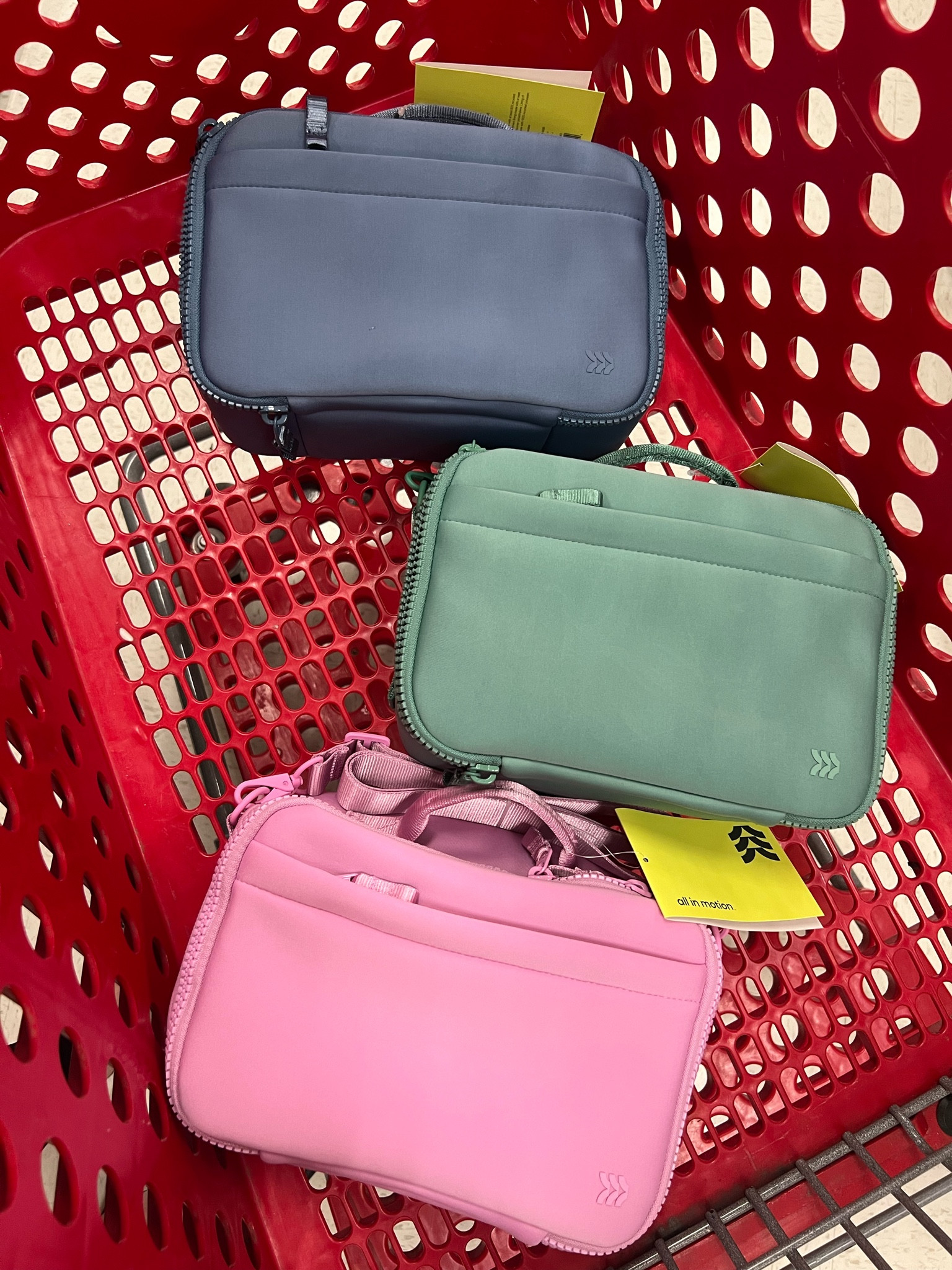 New Faux Neoprene Lunch Bags 

Target Finds, Target, Lunch Bags, Back to School


#LTKWorkwear #LTKItBag #LTKBacktoSchool