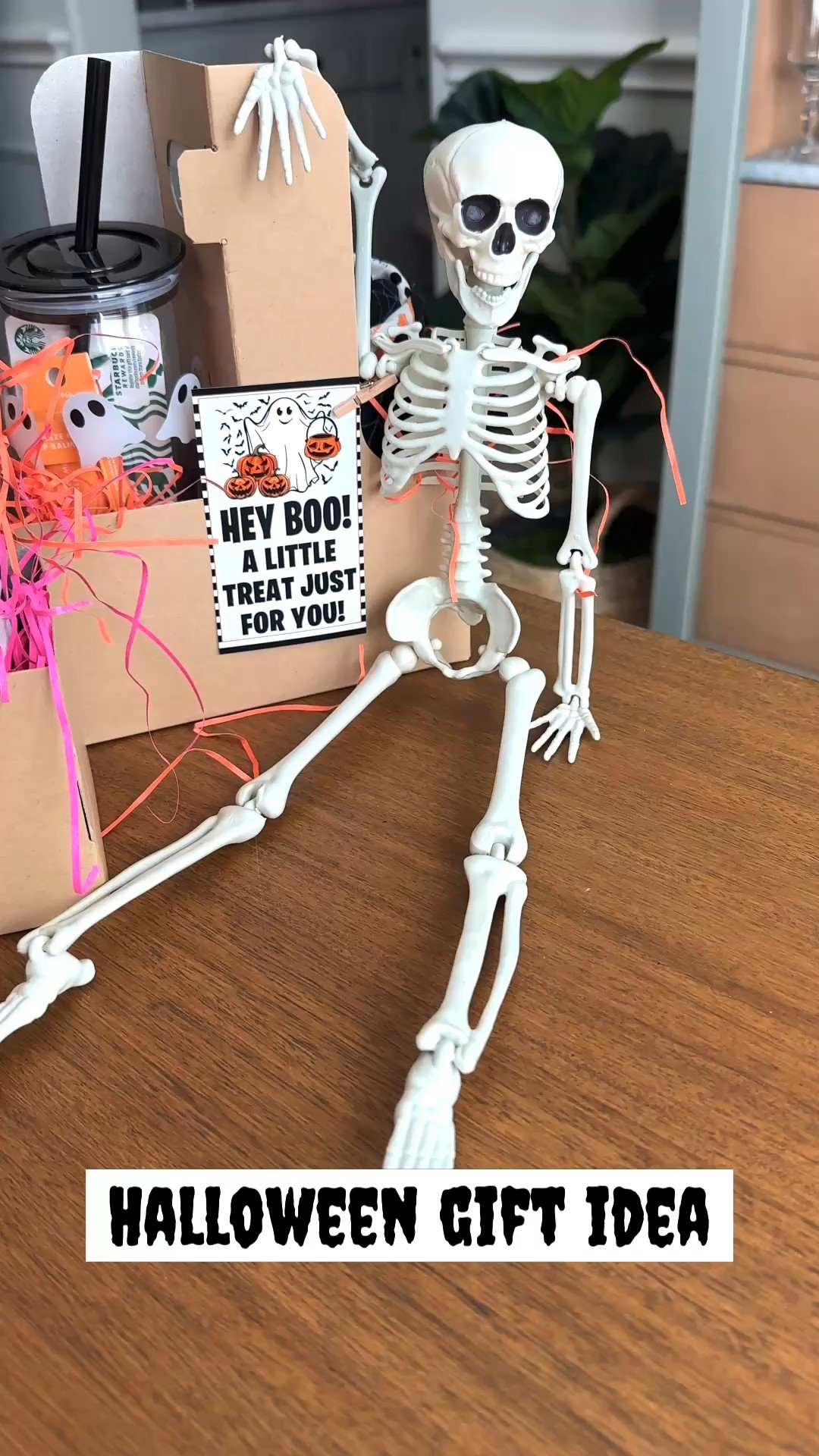 Halloween gift idea! Find the free printables at crispcollective.org and links to all the supplies below!
.


#LTKHalloween #LTKFamily #LTKSeasonal