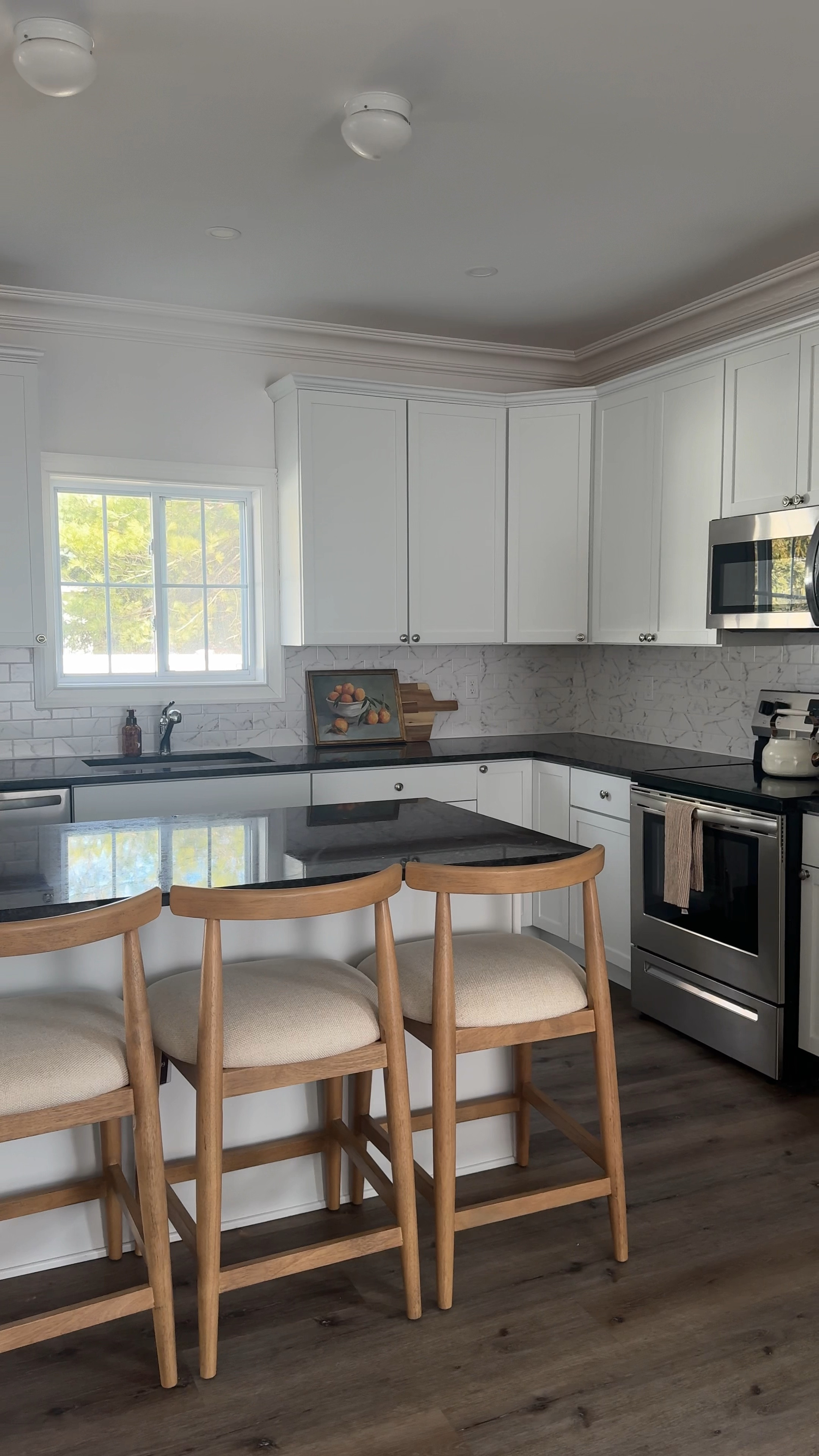 Designing my dream home realizing accessories make SUCH a difference! Love this tea pot and painting! So affordable as well🫶✨

Home decor, kitchen decor, home inspo, new home.

#LTKHome #LTKFindsUnder50 #LTKMostLoved