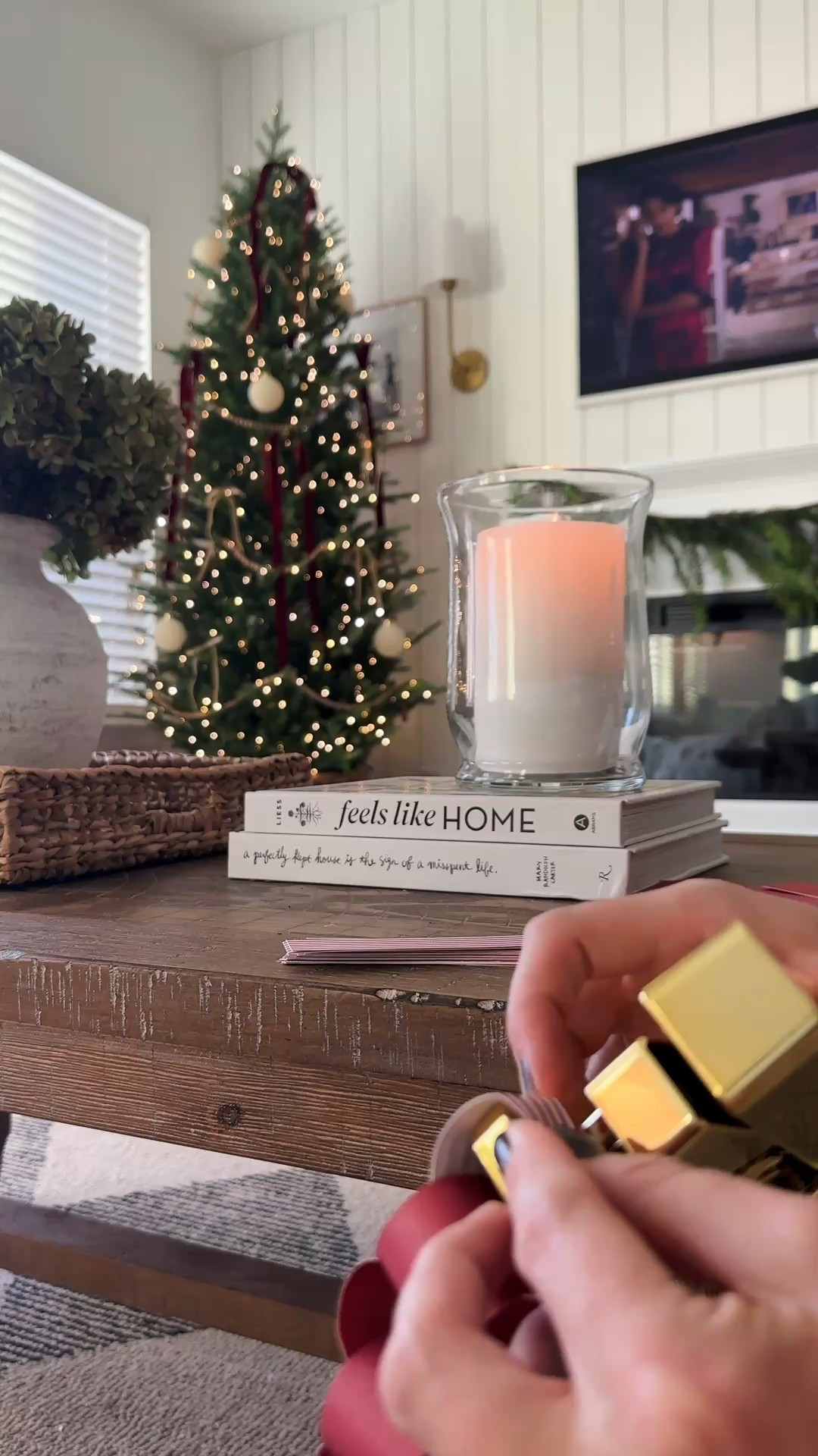 Twinkle tree ✨🌲 in the slim + livingroom and garland links. 

#LTKHoliday #LTKSeasonal #LTKHome