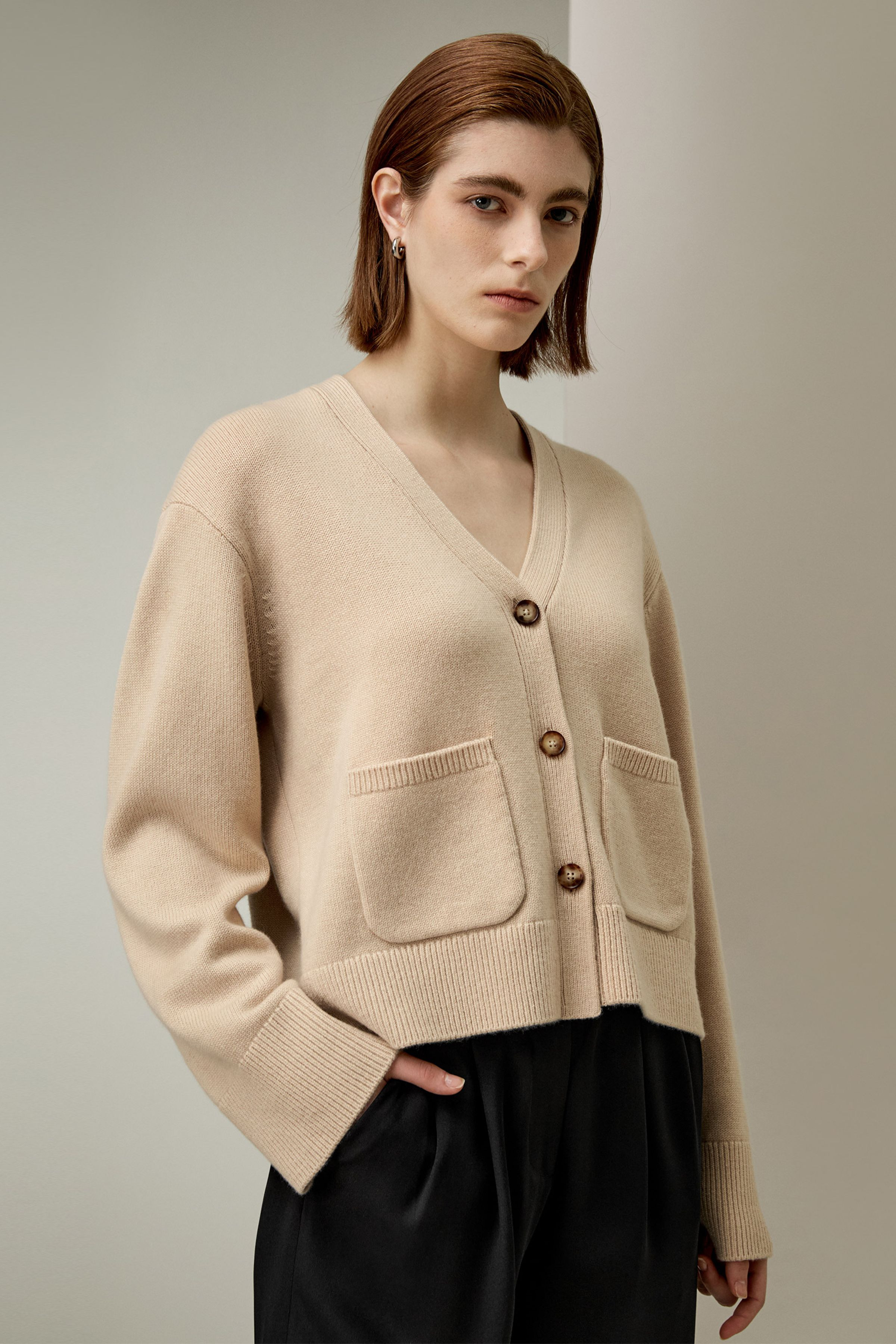 Cropped Wool-Cashmere Blend Cardigan | LilySilk