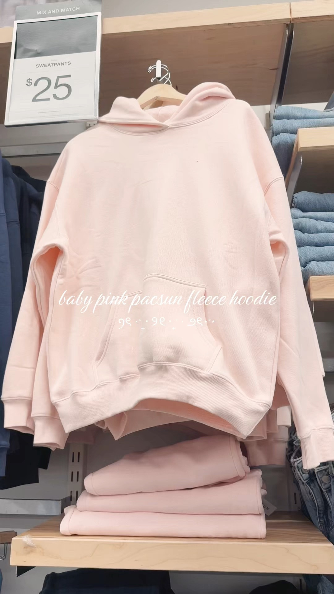 #pacsun #pacsunultrafleece #ultrafleecehoodie #comfy #cozy #LTKShopping #hoodie #sweatshirt

#LTKU #LTKSaleAlert #LTKootd