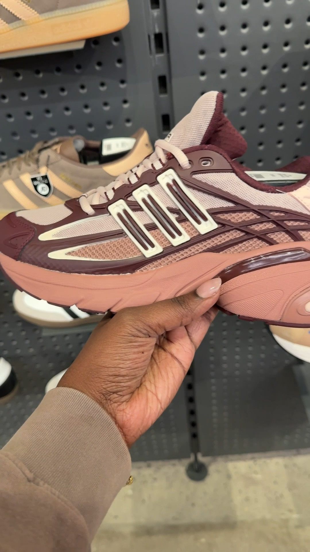Who said burgundy is only for winter? 👀
These Adidas are perfect for spring fits.
Obsessed with the burgundy + pink and the burgundy + blue combos.

#Sneakers #Spring 

#LTKActive #LTKOver40 #LTKSpringSale