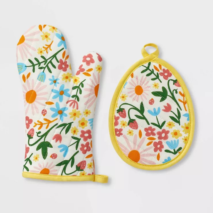 2pc Cotton Flower Oven Mitt and Pot Holder Set - Spritz™ | Target