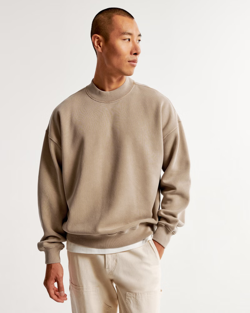 Essential Crew Sweatshirt | Abercrombie & Fitch (US)