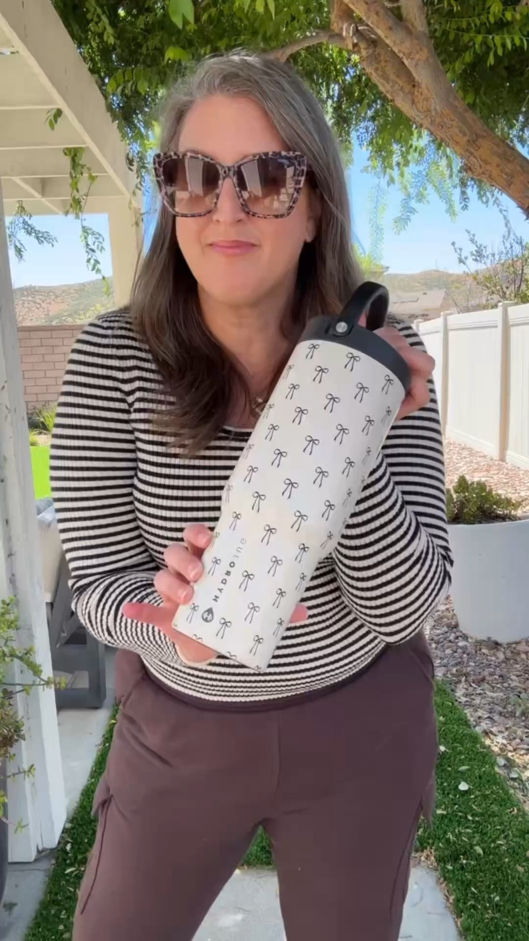 Brought out my favorite Hydrojug today (which isn’t available anymore but they have lots of cool colors and prints)! 

I love these cargo joggers and this striped long sleeve scoop neck tee. Added my Nikes and bubble initial necklace from Amazon. Such a cozy, comfy yet chic look  

#LTKgrwm #LTKOver40 #LTKMidsize