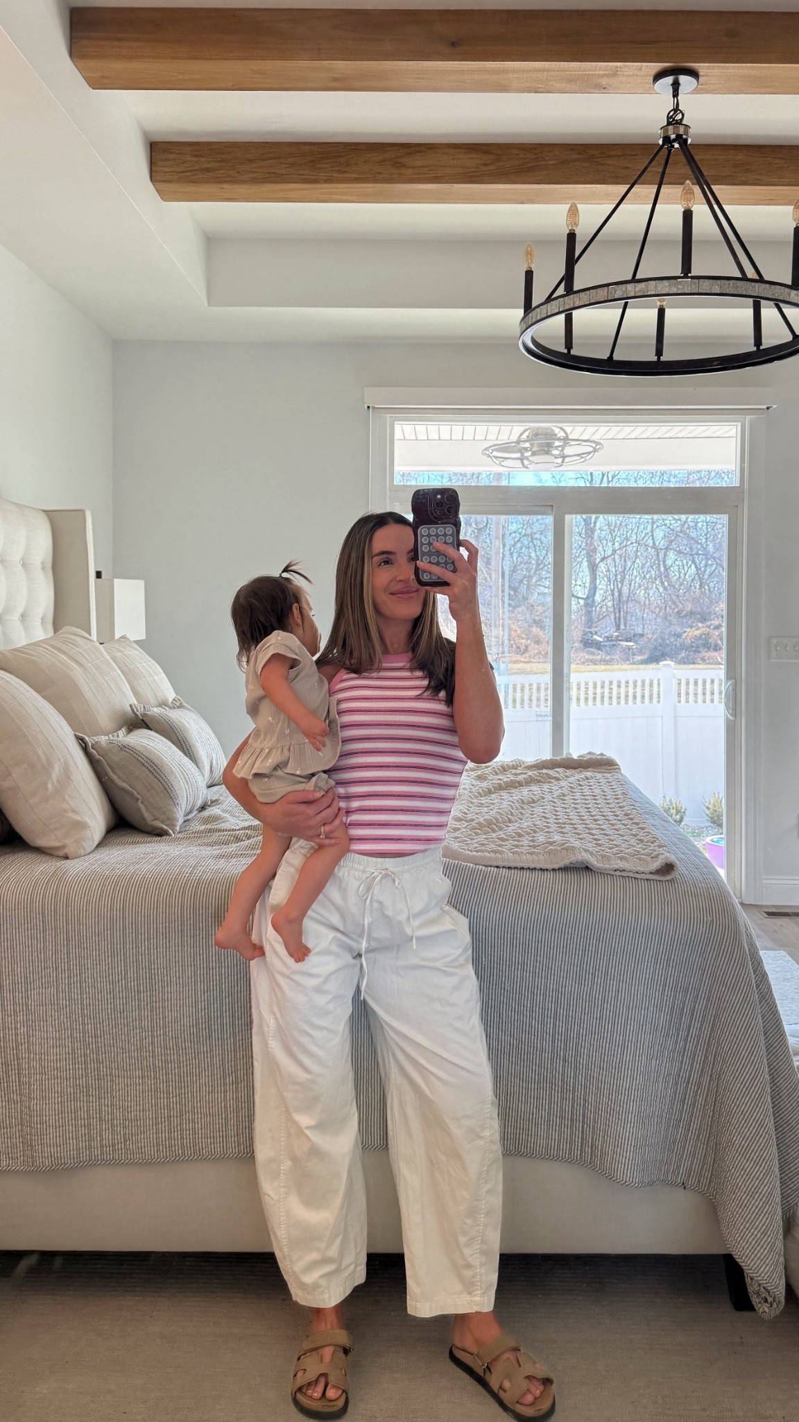 I’m 5’2” in small tank + XS pants 