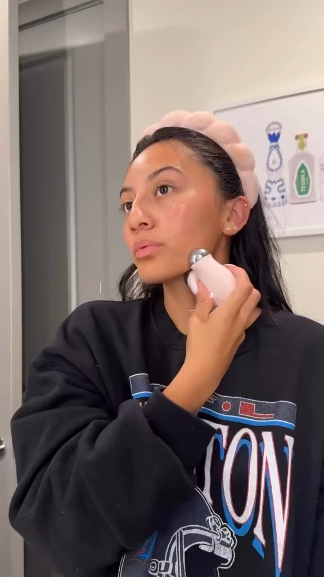 romanticizing my morning routine🧘🏽‍♀️✨🥑

@mynuface @kiehls @pixibeauty @setactive @waterboycan @tower28beauty 

#morningroutine#productivemorningroutine#morningvlog#timestamps#hotpilates#LTKFindsUnder50 

#LTKdayinmylife #LTKHome