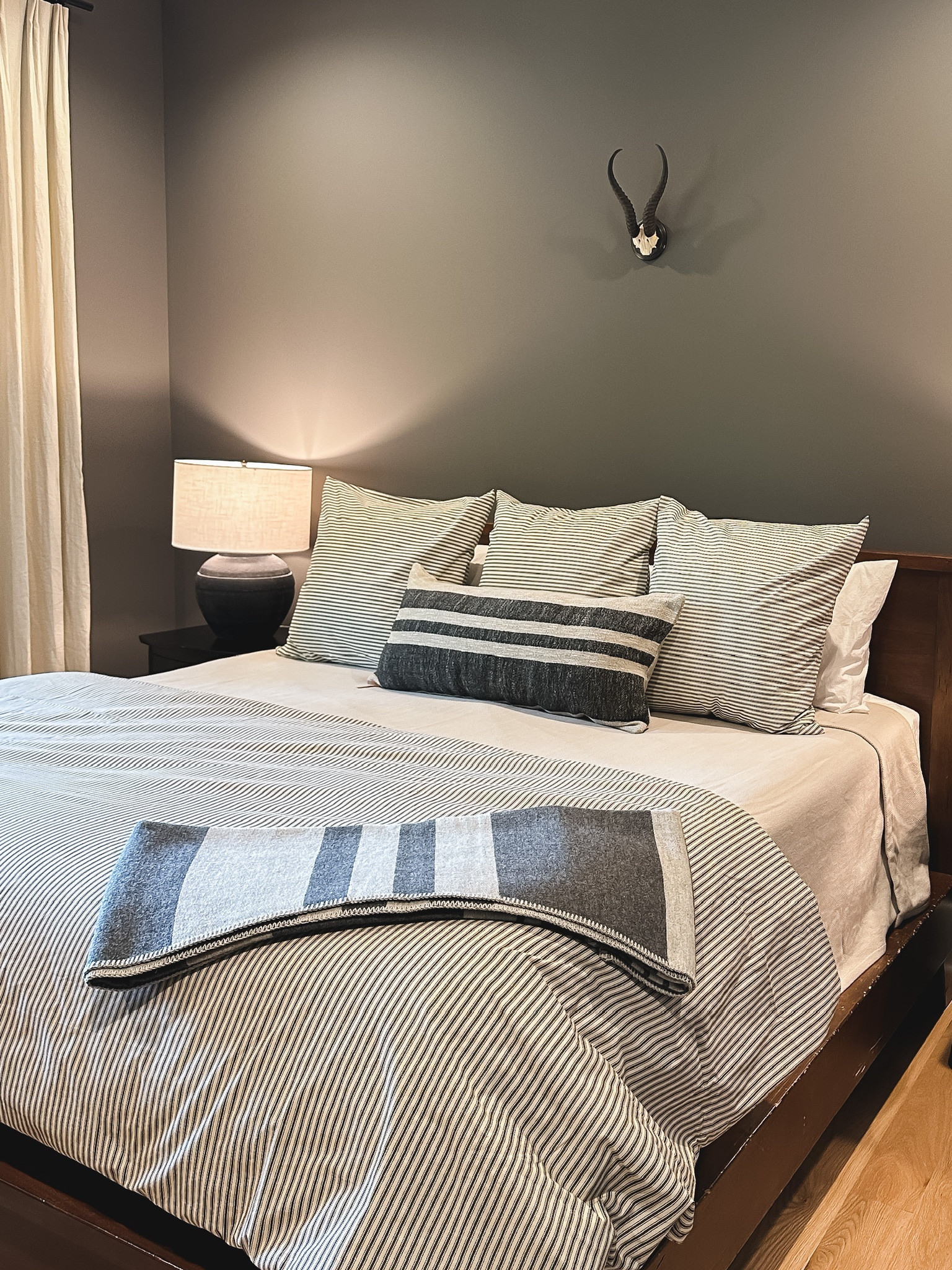 Guest room refresh

#homedecor


#LTKfamily #LTKhome