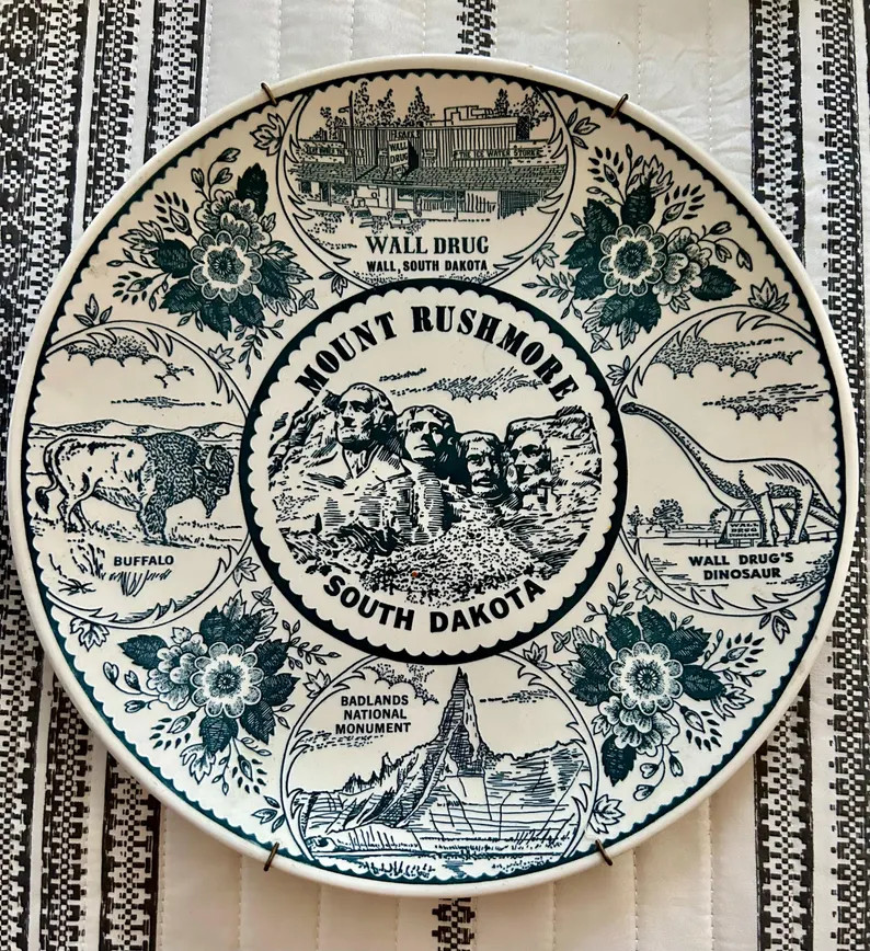 Vintage Mt Rushmore Plate, South Dakota Wall Drug Collectible Souvenir Plate Wall Shelf Decor - E... | Etsy (Global)