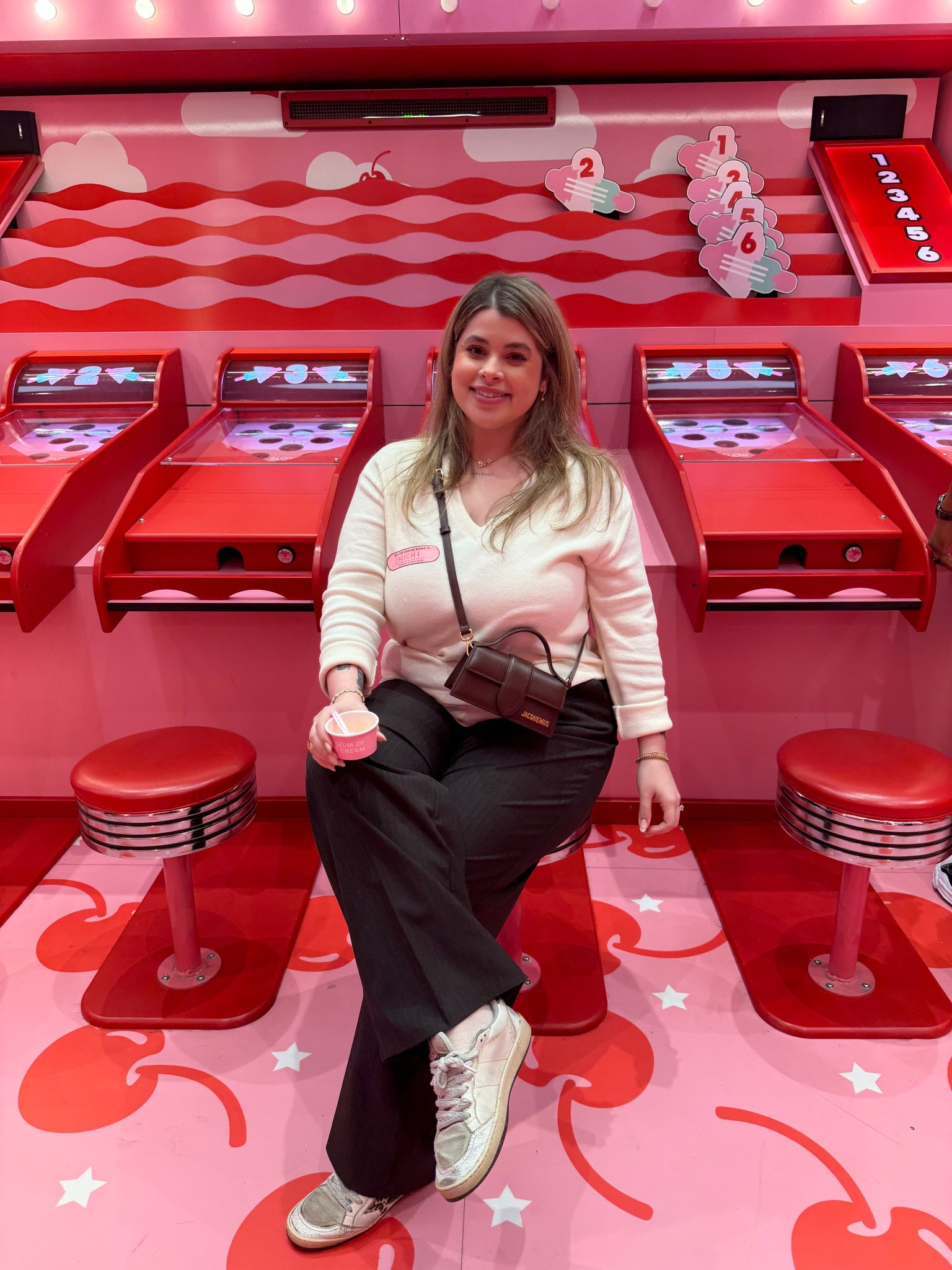 Wide pants que elevan cualquier outfit ✨
Disponible en Revolve, t la dejo linkeada 🤍


#LTKSeasonal #LTKdayinmylife #LTKootd