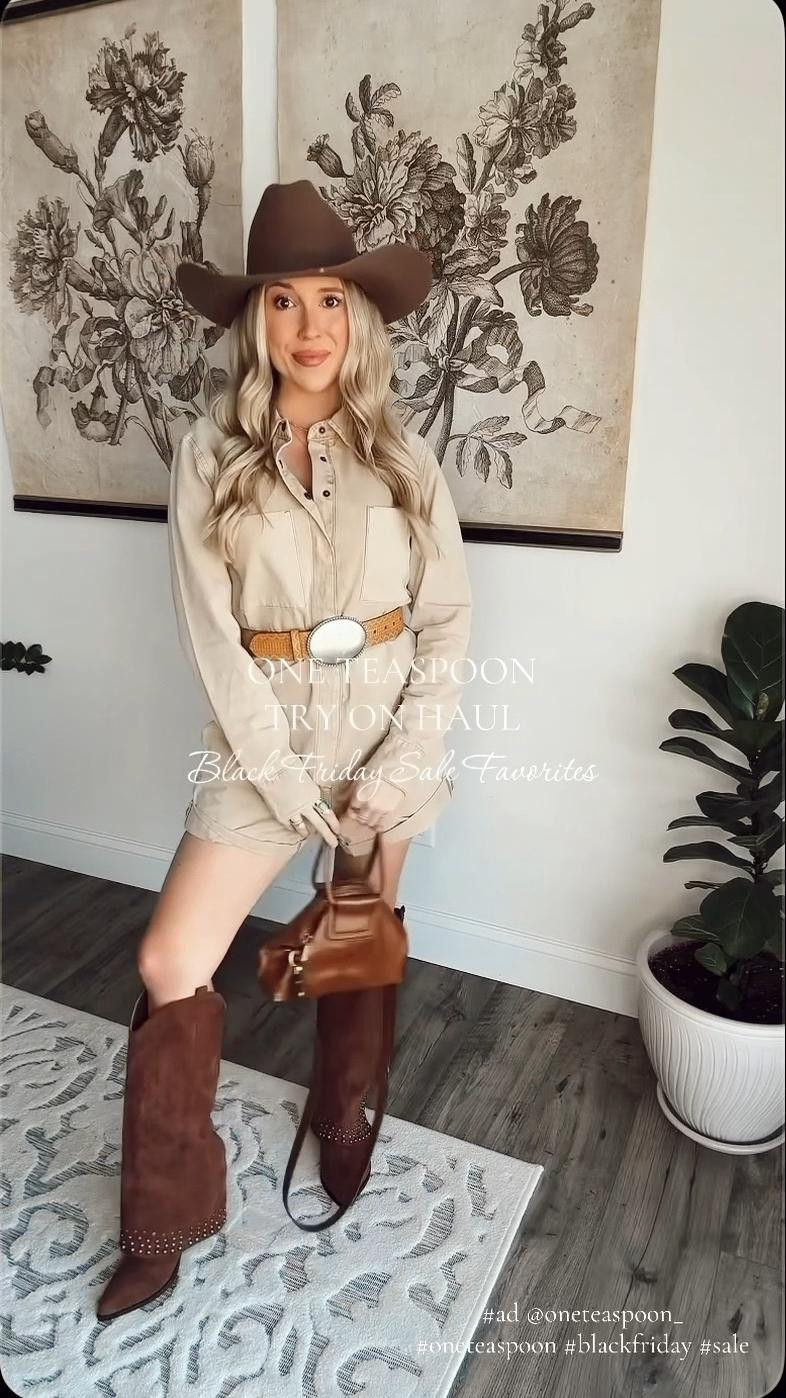 @oneteaspoonofficial Black Friday steals are HERE ✨ Up to 70% off select styles!
I styled 4 western-inspired looks with my absolute faves 👢💫
Everything is linked on @LTK — shop through my bio! 🔗🛍️
#blackfriday #sales #oneteaspoon #westernfashion #blackfridaysale
