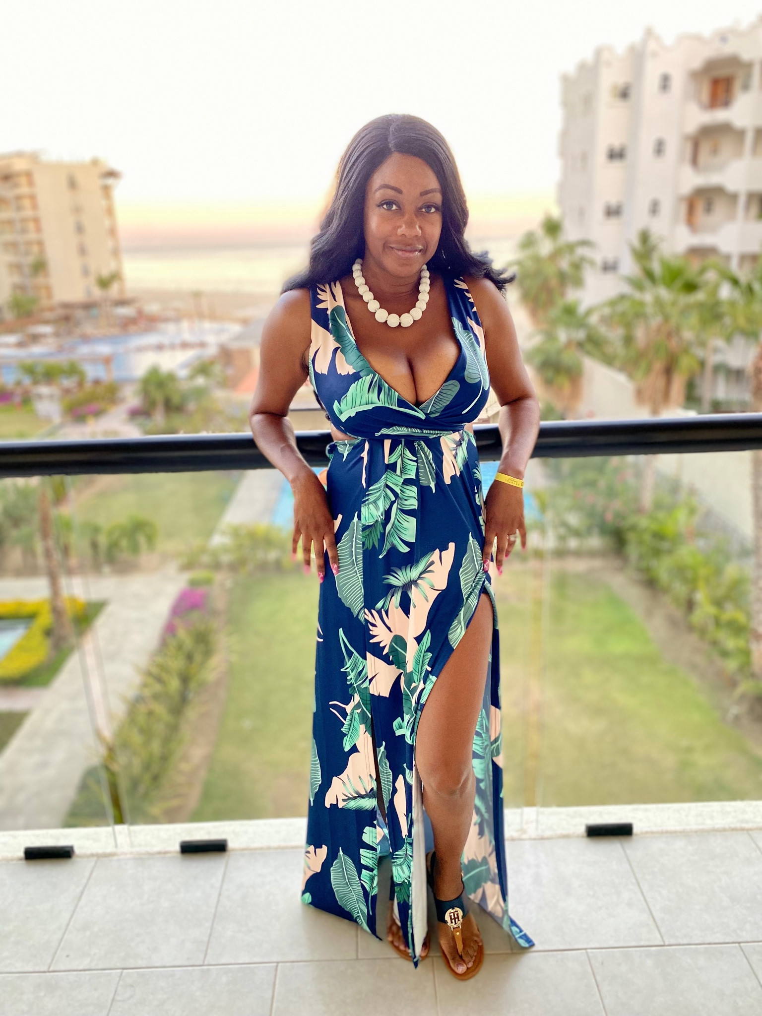 Sleek and sexy dinner dress to wear on any tropical vacation. 🌴💙

#LTKbeauty #LTKtravel #LTKcurves