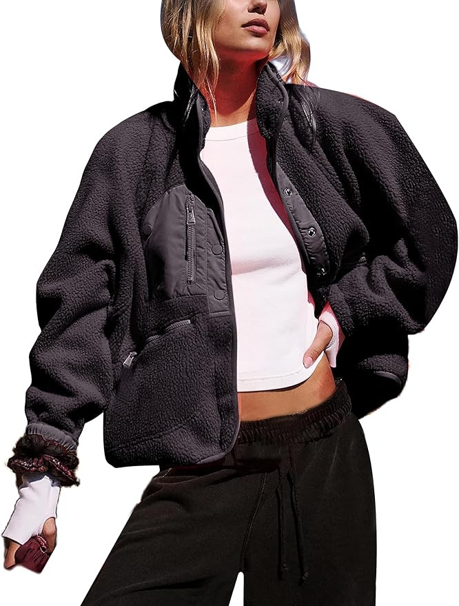 APAFES Women's Cropped Sherpa Lined Fleece Jacket Winter Warm Button Down Fuzzy Coats Shacket Out... | Amazon (US)