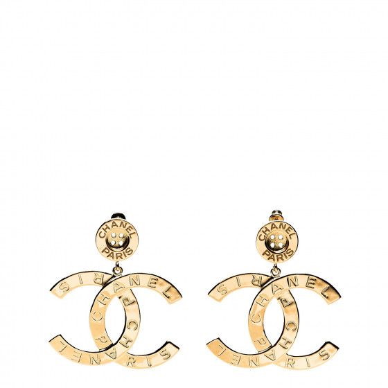 CHANEL

Metal Large Paris Button Earrings Gold


43 | Fashionphile