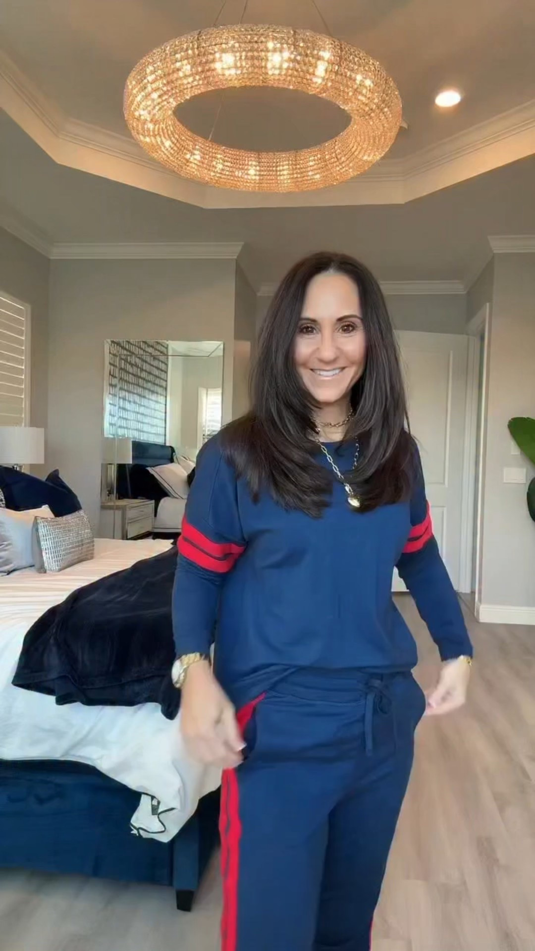 Holiday looks your way 🎄💙✨
Whether you’re feeling cozy in a comfy matching set or ready to turn heads with colorful pants and a dressy top, MB Styles has you covered. Lazy vibes or dressed-up glam… it doesn’t matter, you can do either. We’re here to make your holiday style effortless and fun!#mbstyles #affordableluxury #holidaylooks