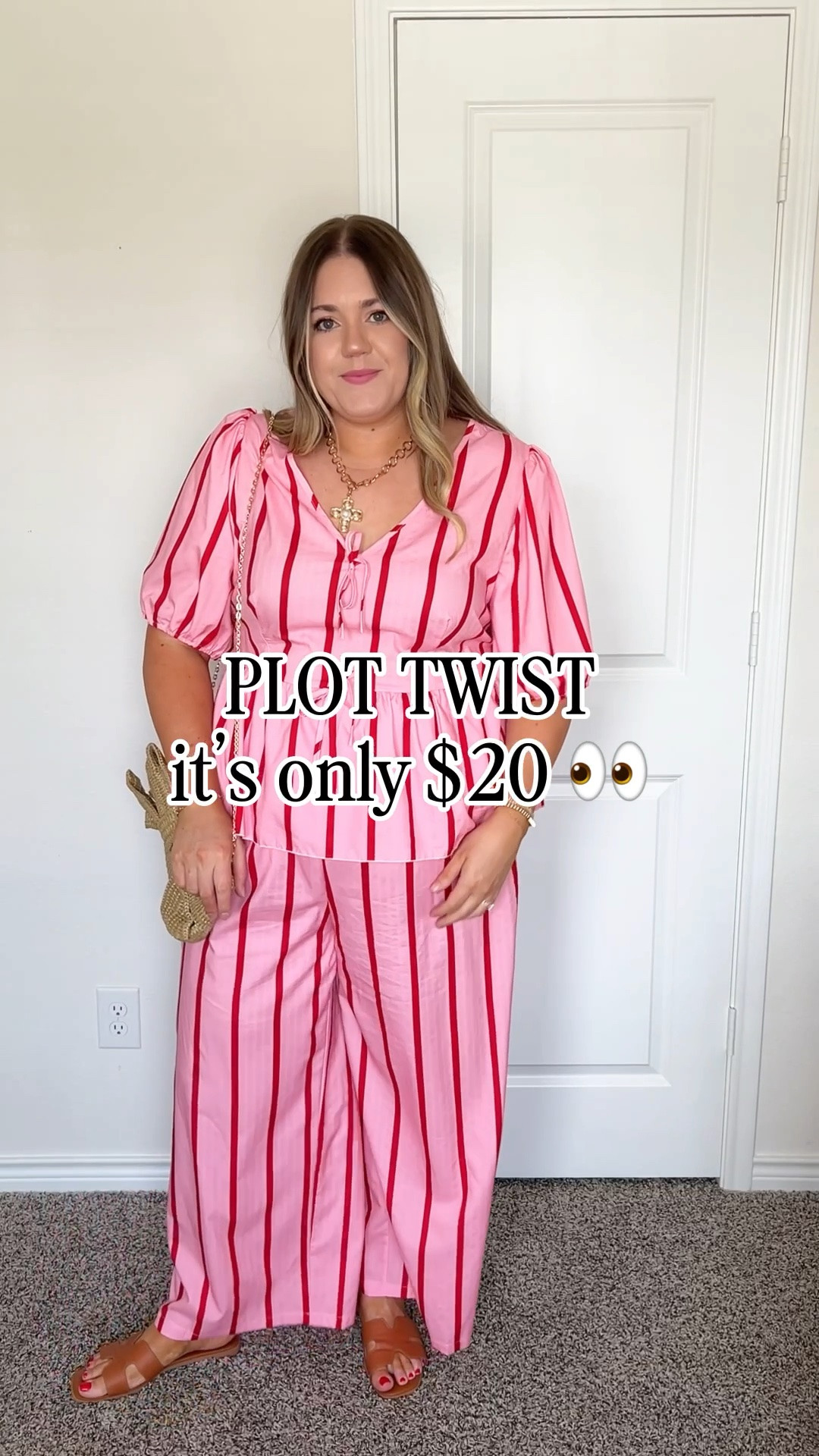 You are not going to believe this entire set is only $20 from Amazon 🩷 The wide leg trousers are so flattering and comfortable, and the puff sleeve top is so much more elevated in person than you’d expect for the price. I’m wearing my true midsize size and the fit is spot on.

#LTKootd #LTKMidsize #LTKPlusSize