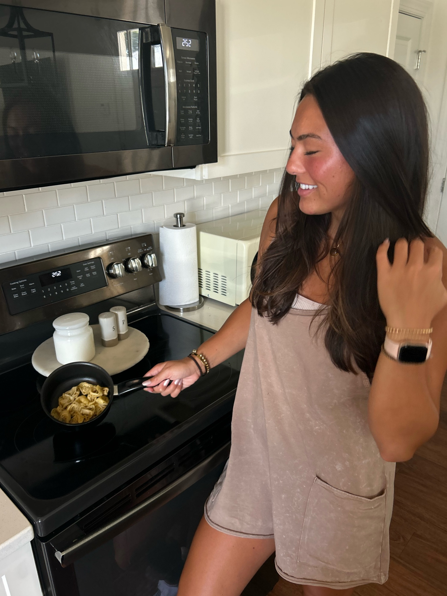Walmart cookware makes eating at home easy @walmart #IYWYK #walmartpartner #walmartbacktocollege