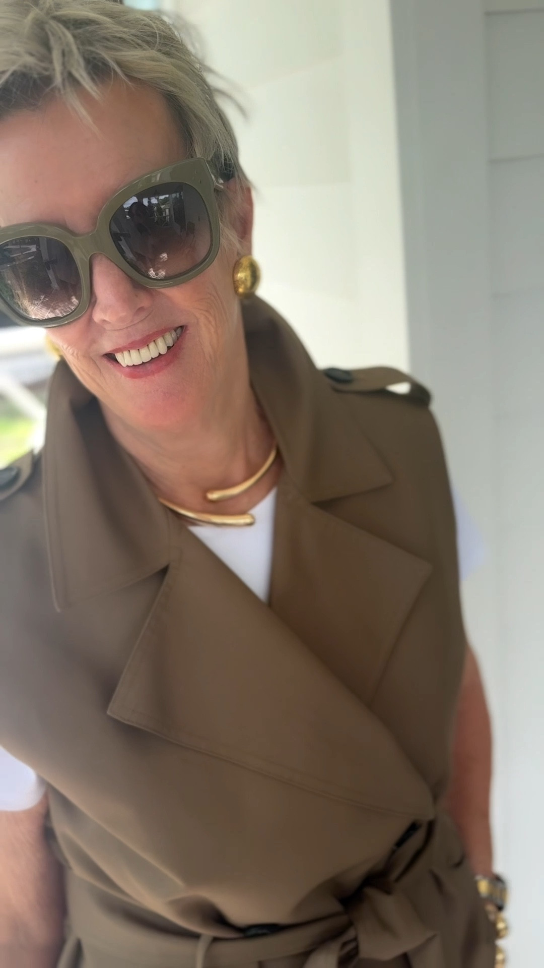 olive vest // classic + modern 

#LTKOver40 #LTKootd #LTKgrwm