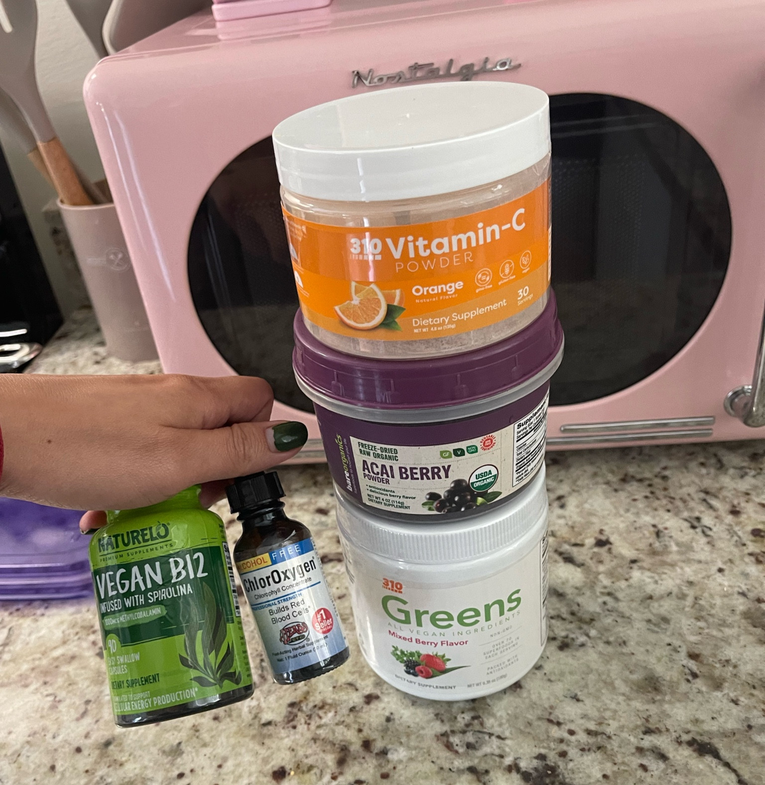 Mis suplementos y vitaminas. Vegan✨

#LTKfit #LTKFind #LTKstyletip