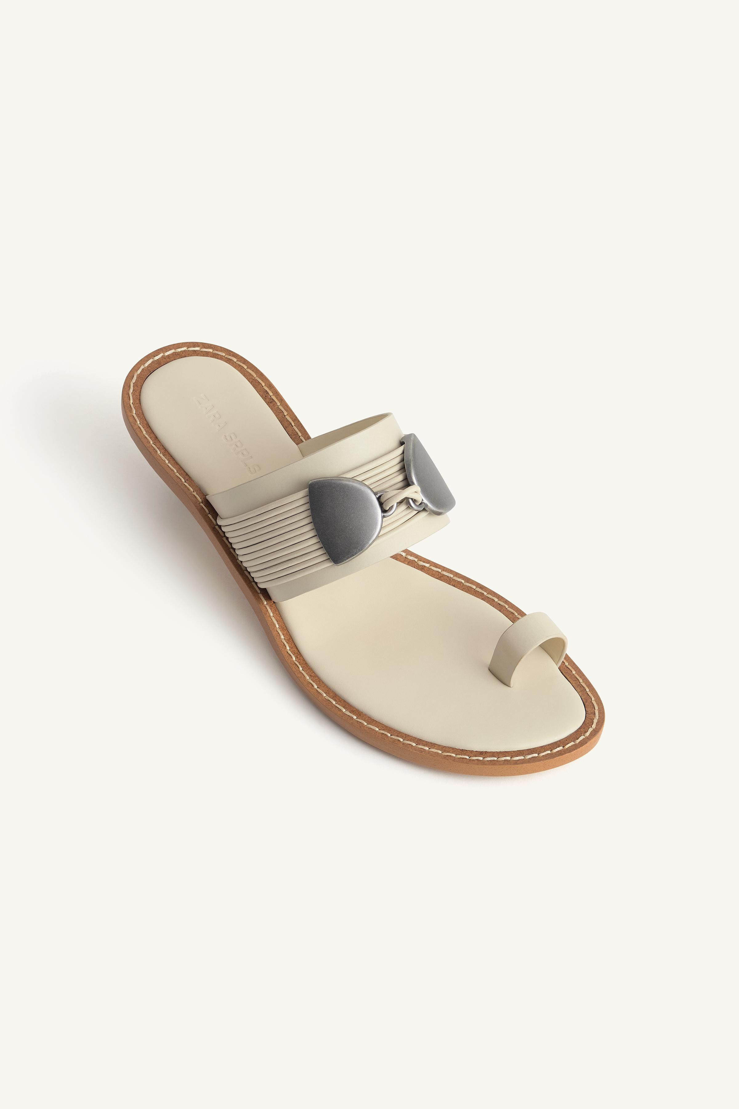 LTHR STRP SNDLS 16 | Zara US