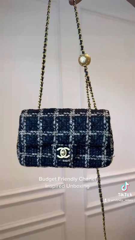 Tweed bag unboxing, designer inspired, look for less, Chanel inspired, classic flap bag, Whitney wiley 

#LTKworkwear #LTKunder100 #LTKitbag