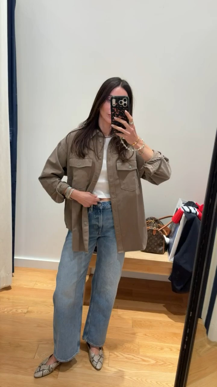 These J.Crew barrel leg jeans are such a good fall denim option. I’m wearing a size 25, and the shacket is 40% off right now, making this whole look such an easy fall outfit.

J.Crew barrel leg jeans, barrel jeans, J.Crew denim, fall jeans, shacket, fall shacket, women’s fall outfit, casual fall style, transitional outfit, denim outfit, annabrstyle