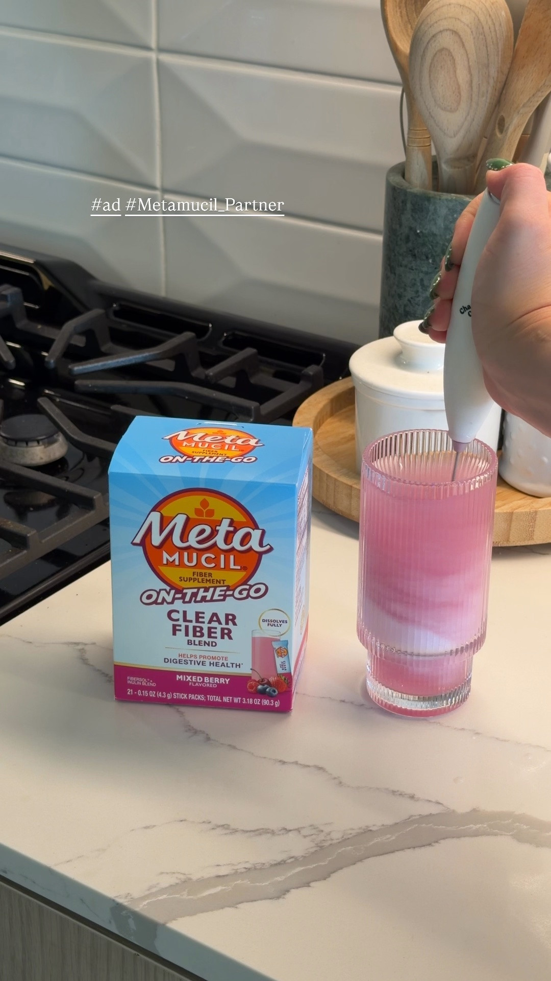 #ad #metamucilpartner Wait but why does this taste so good 👀they completely dissolve and theyre no gritty texture at all! a great morning of self care starts with @metamucil clear fiber packets. Perfect addition to my morning water! #targetpartner @target @shop.ltk #liketkit