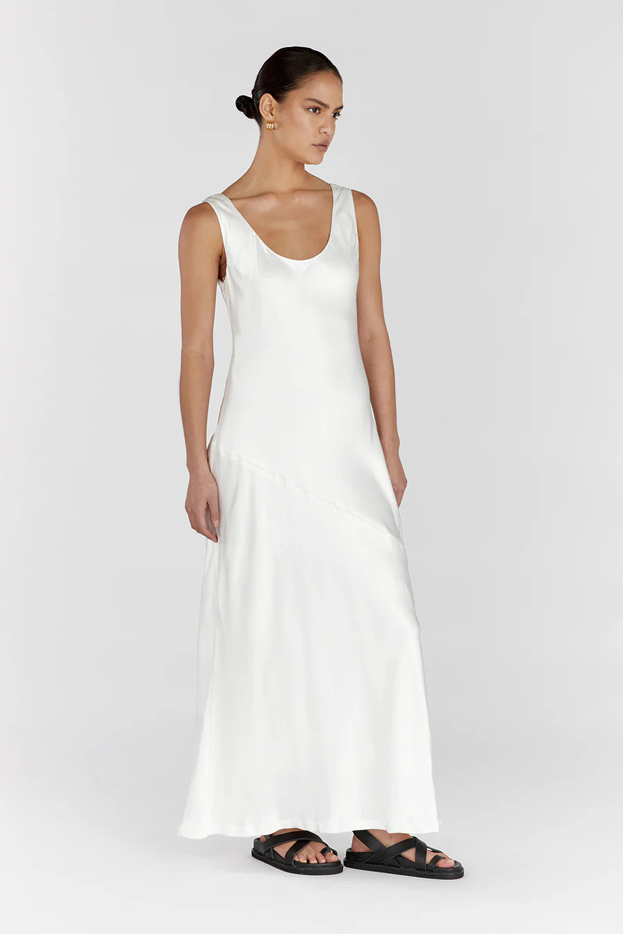 LEA SATIN WHITE SCOOP MAXI DRESS | DISSH