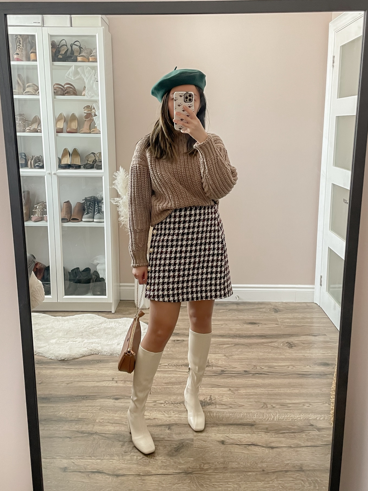 Ready for Friday night & going for the Parisian chic vibe 🥐

#winterstyle #winteroutfit 

#LTKstyletip