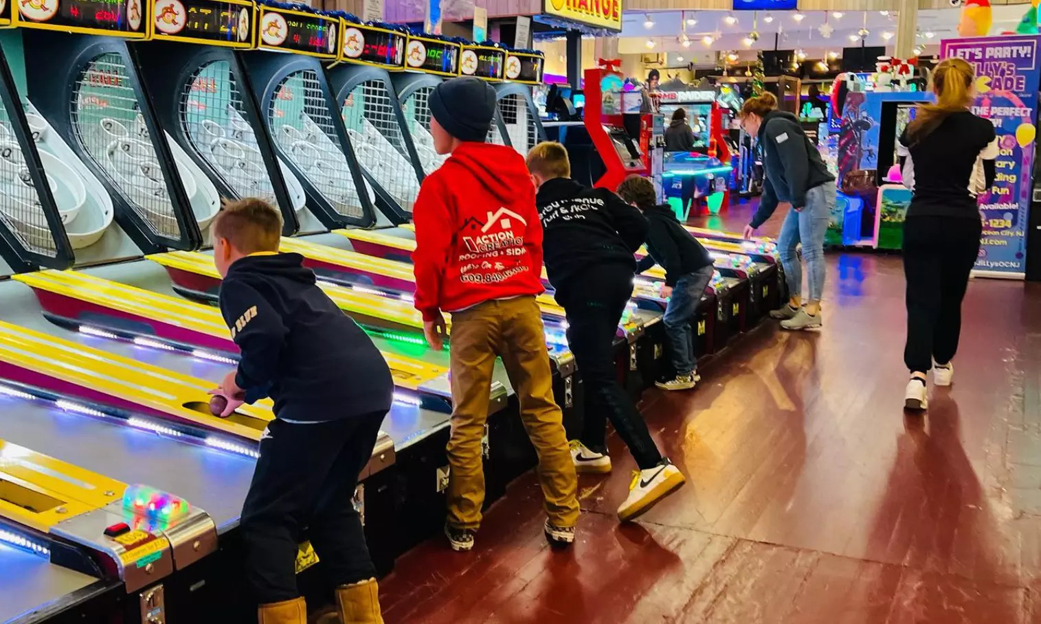 Endless Fun Awaits: 2-Hour Unlimited Arcade Play Card for One to Six People at Jilly’s Arcade -... | Groupon North America
