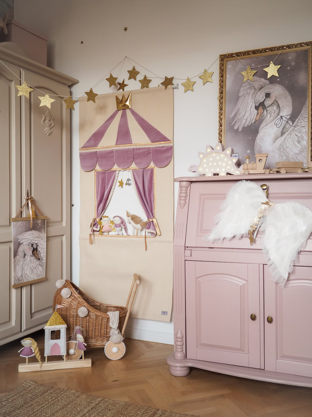 Heather Lace Puppet Doorway Theatre by MIMIKI - Etsy | Etsy (US)