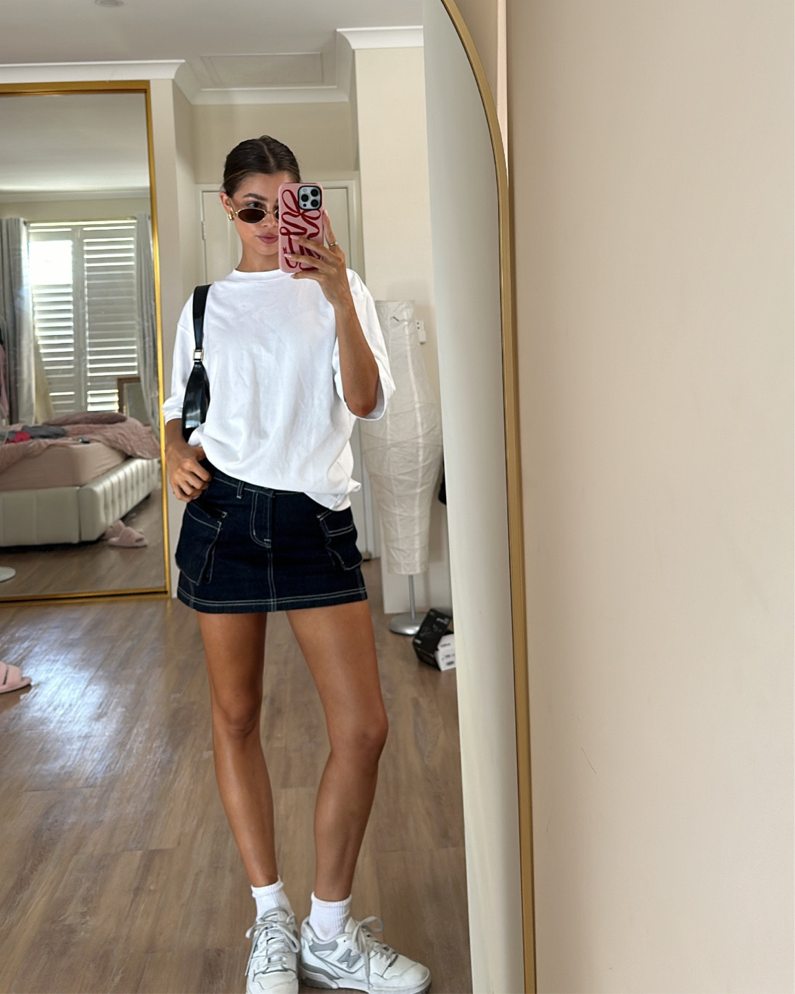 The perfect tee and the perfect denim skirt 🤌🏼