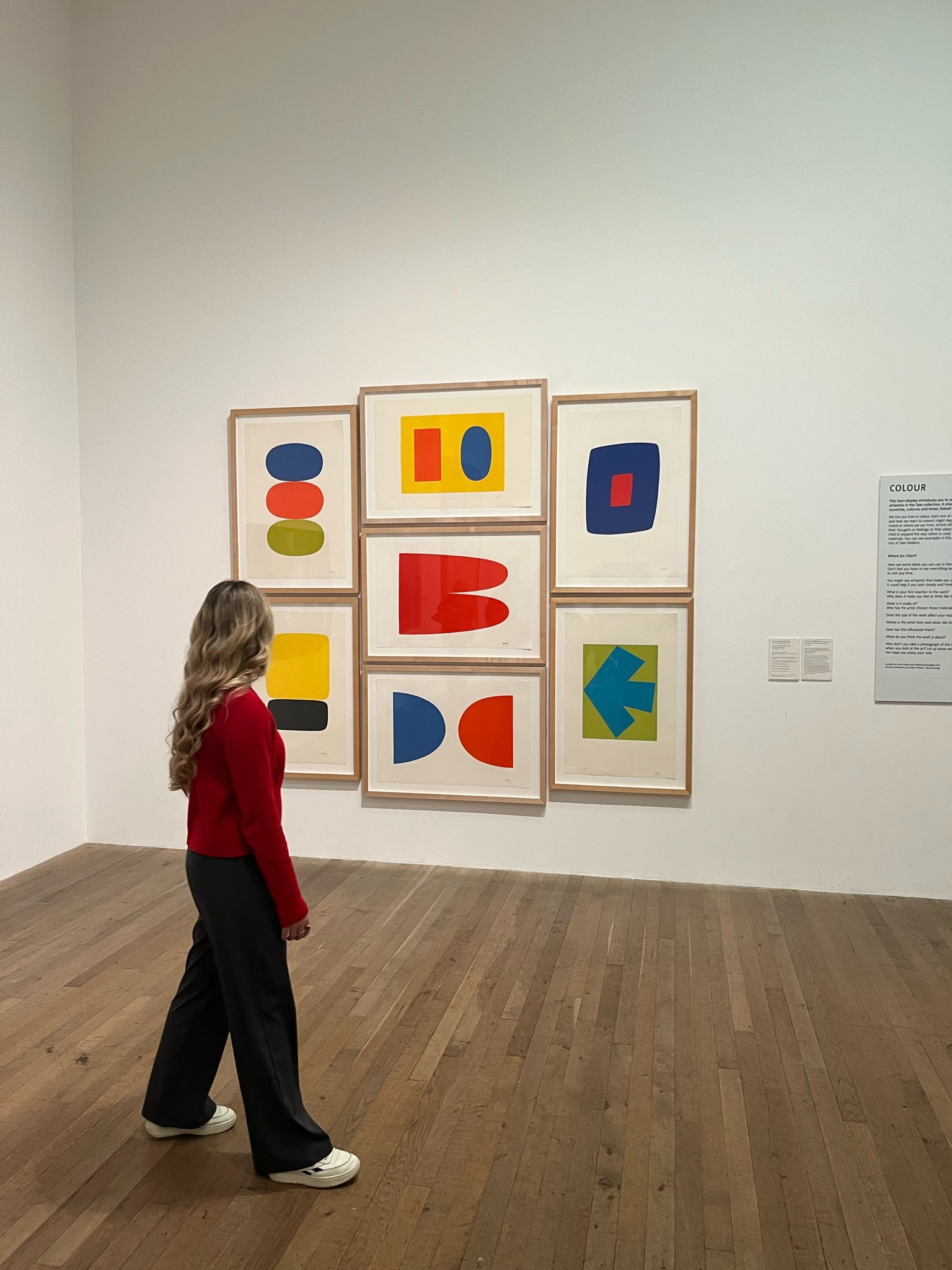 out and about in london! this is SUCH a good red sweater ♥️♥️♥️

#LTKworkwear #LTKSeasonal #LTKU