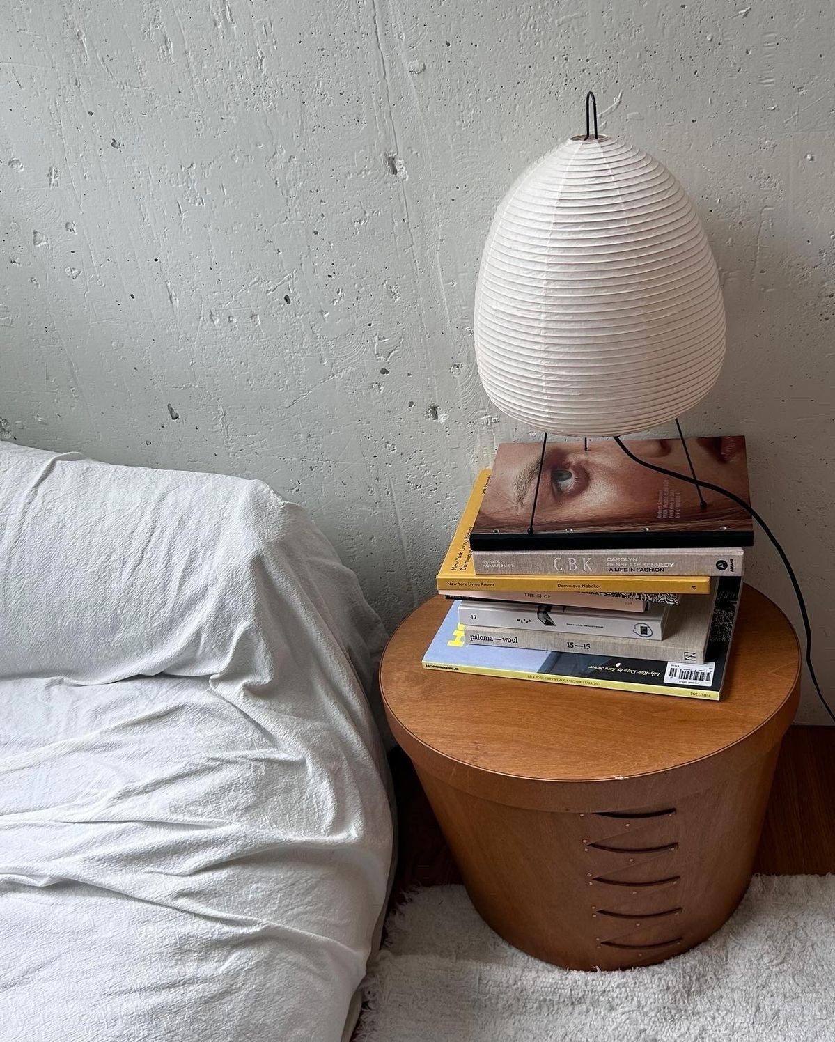 Minimalist apartment bedroom home decor 🥚 

#LTKSaleAlert #LTKHome #LTKFindsUnder50