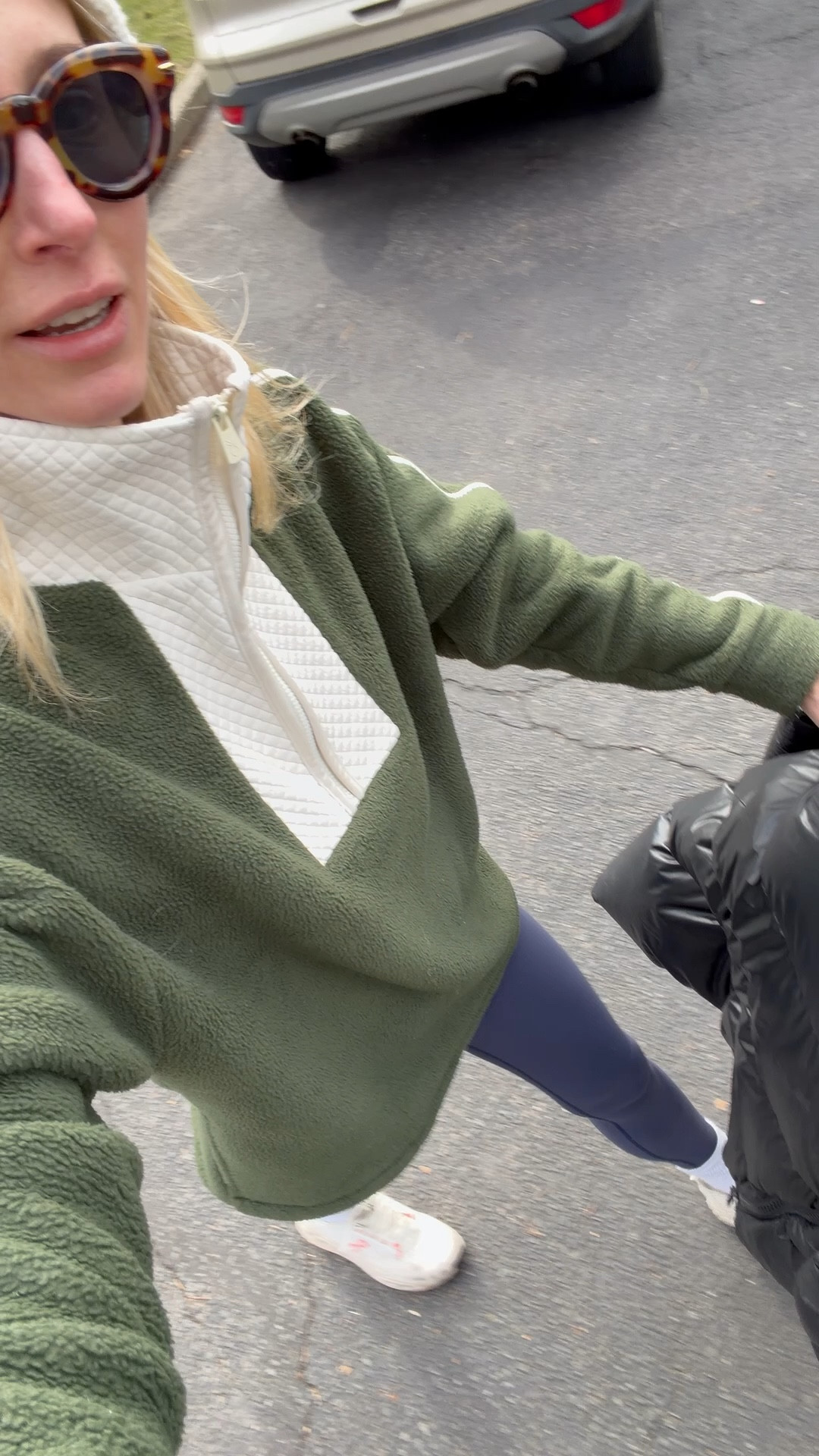 Spring leggings outfit 

#LTKootd #LTKgrwm #LTKmomlife